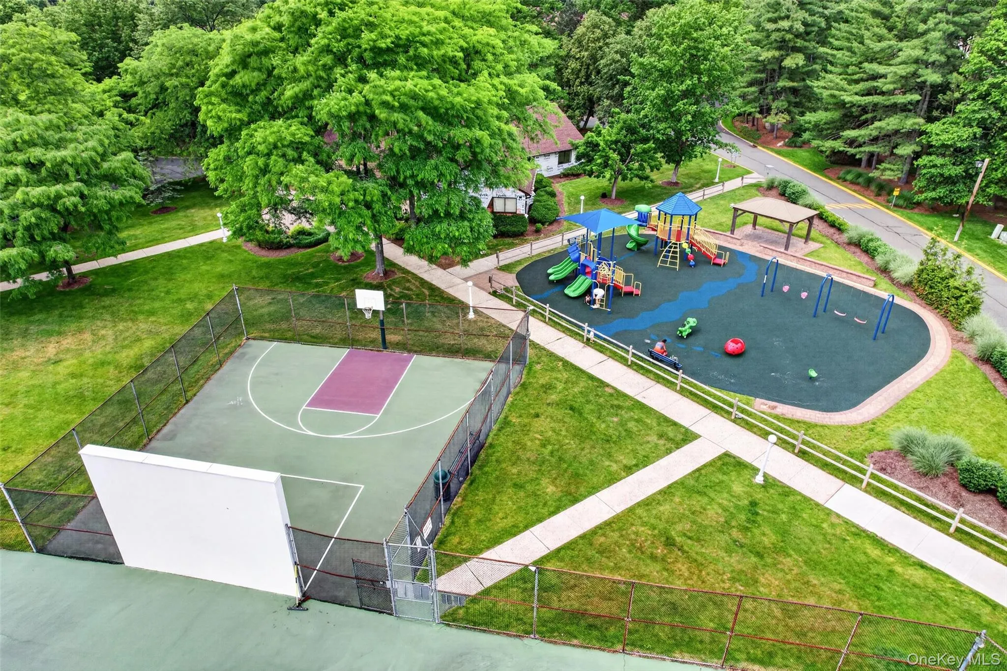 6 Linda Court, Clarkstown, NY, 1 Bedroom Bedrooms, 4 Rooms Rooms,1 BathroomBathrooms,Residential,For Rent,Linda,0,1011923 6 Linda Court, Clarkstown, NY, 1 Bedroom Bedrooms, 4 Rooms Rooms,1 BathroomBathrooms,Residential,For Rent,Linda,0,1011923