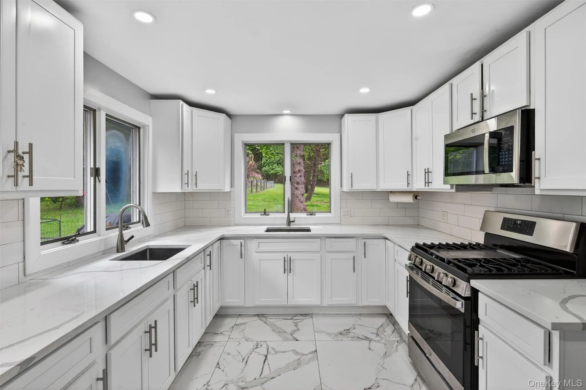 414 Buena Vista Road, Clarkstown, NY, 5 Bedrooms Bedrooms, 9 Rooms Rooms,3 BathroomsBathrooms,Residential,For Rent,Buena Vista,0,1011924 414 Buena Vista Road, Clarkstown, NY, 5 Bedrooms Bedrooms, 9 Rooms Rooms,3 BathroomsBathrooms,Residential,For Rent,Buena Vista,0,1011924