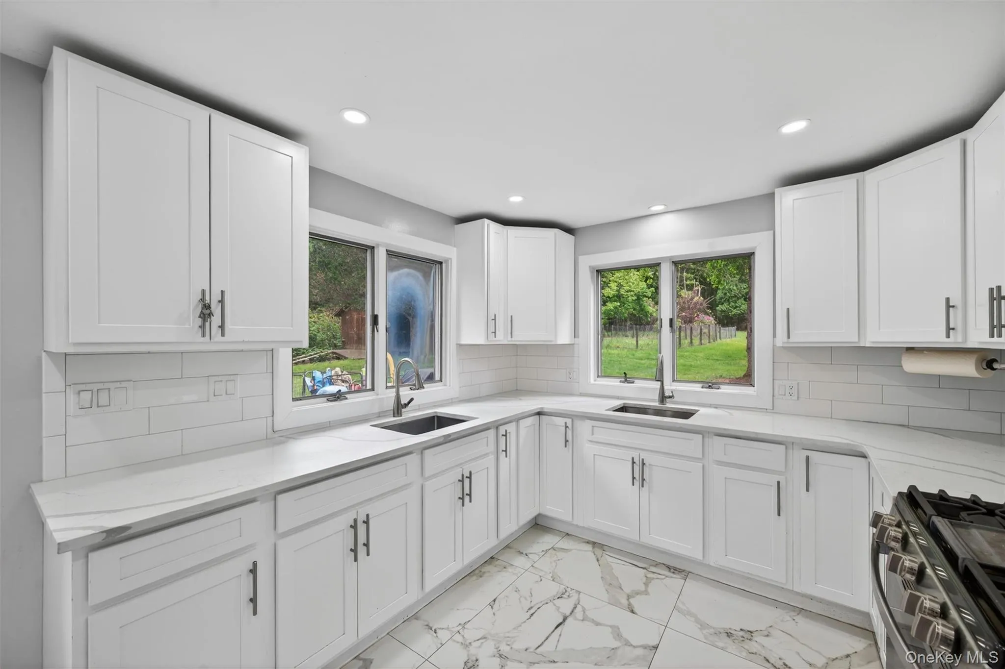 414 Buena Vista Road, Clarkstown, NY, 5 Bedrooms Bedrooms, 9 Rooms Rooms,3 BathroomsBathrooms,Residential,For Rent,Buena Vista,0,1011924 414 Buena Vista Road, Clarkstown, NY, 5 Bedrooms Bedrooms, 9 Rooms Rooms,3 BathroomsBathrooms,Residential,For Rent,Buena Vista,0,1011924
