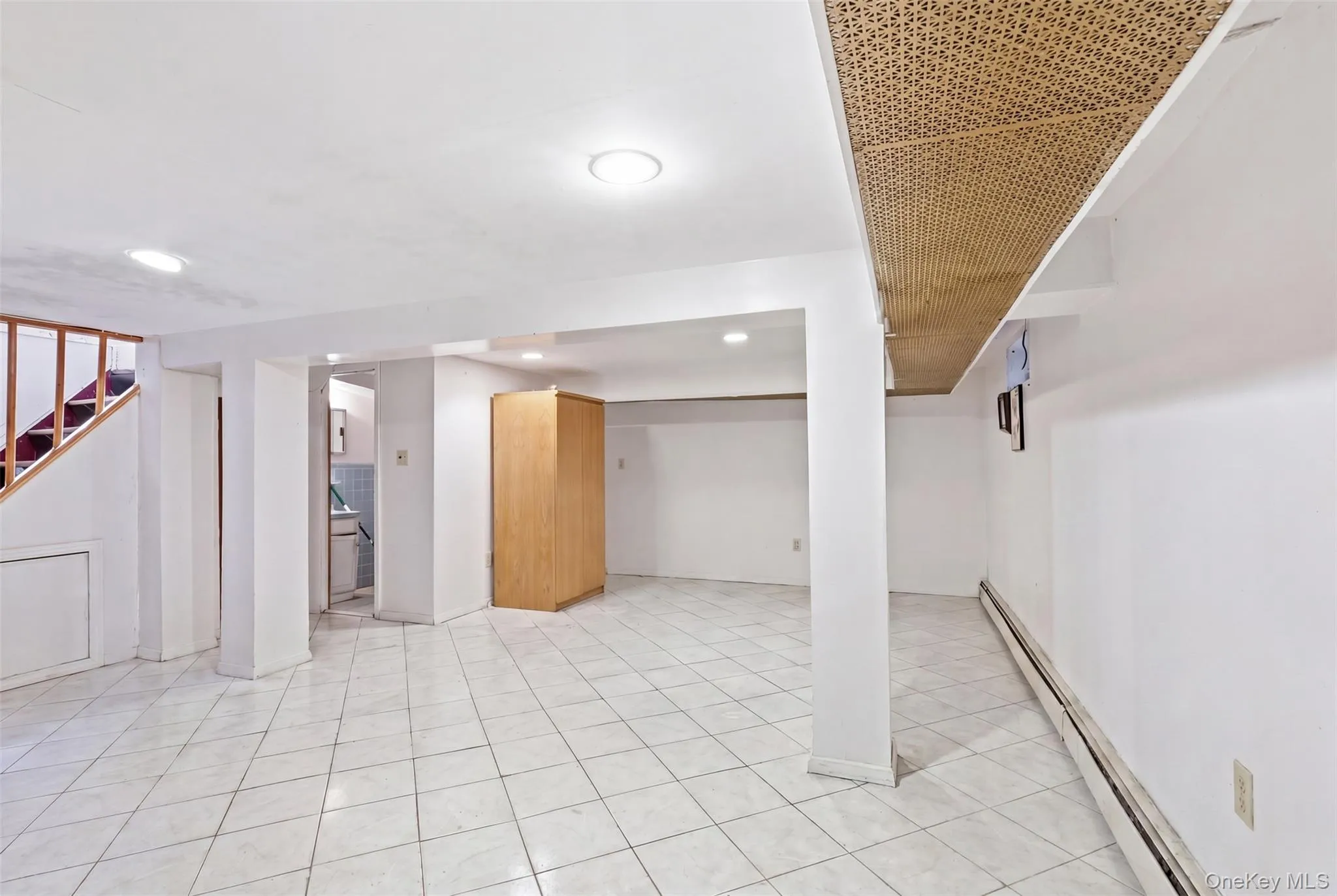 11602 232nd Street, New York, NY, 4 Bedrooms Bedrooms, 7 Rooms Rooms,1 BathroomBathrooms,Residential,For Rent,232nd,0,1011926 11602 232nd Street, New York, NY, 4 Bedrooms Bedrooms, 7 Rooms Rooms,1 BathroomBathrooms,Residential,For Rent,232nd,0,1011926