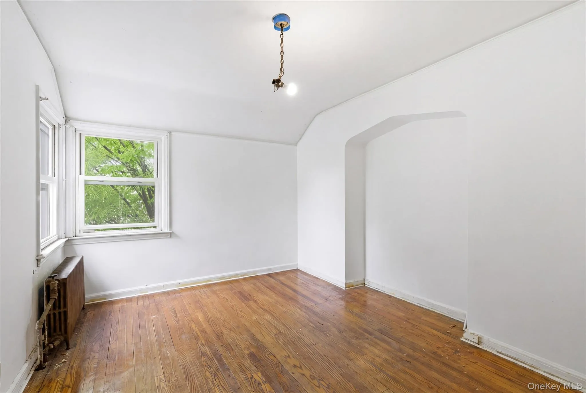 11602 232nd Street, New York, NY, 4 Bedrooms Bedrooms, 7 Rooms Rooms,1 BathroomBathrooms,Residential,For Rent,232nd,0,1011926 11602 232nd Street, New York, NY, 4 Bedrooms Bedrooms, 7 Rooms Rooms,1 BathroomBathrooms,Residential,For Rent,232nd,0,1011926