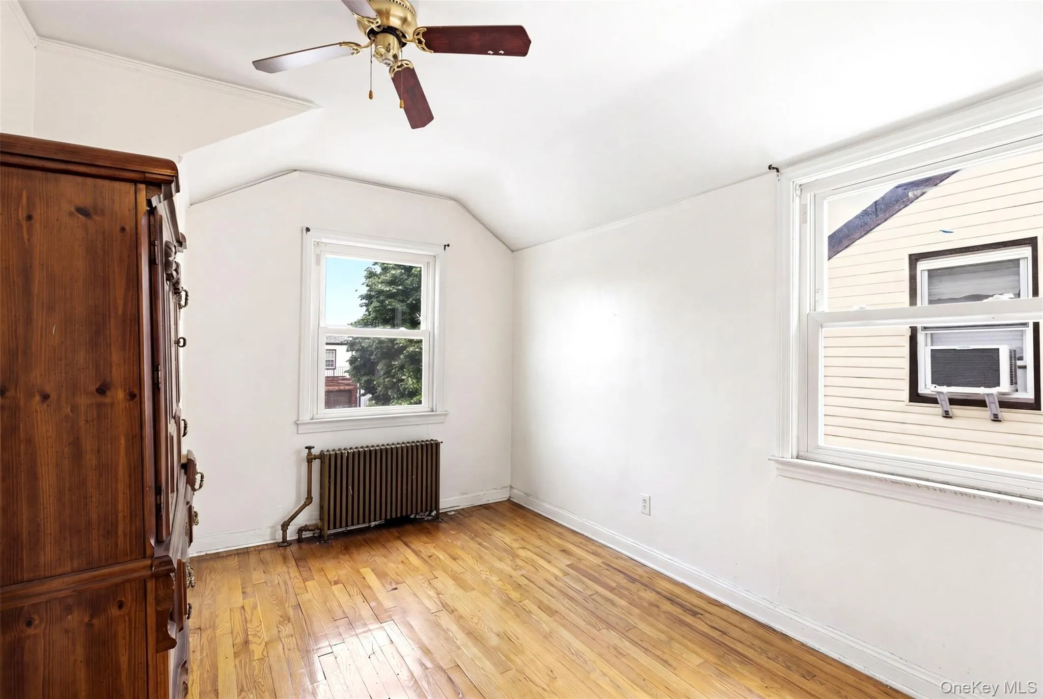 11602 232nd Street, New York, NY, 4 Bedrooms Bedrooms, 7 Rooms Rooms,1 BathroomBathrooms,Residential,For Rent,232nd,0,1011926 11602 232nd Street, New York, NY, 4 Bedrooms Bedrooms, 7 Rooms Rooms,1 BathroomBathrooms,Residential,For Rent,232nd,0,1011926