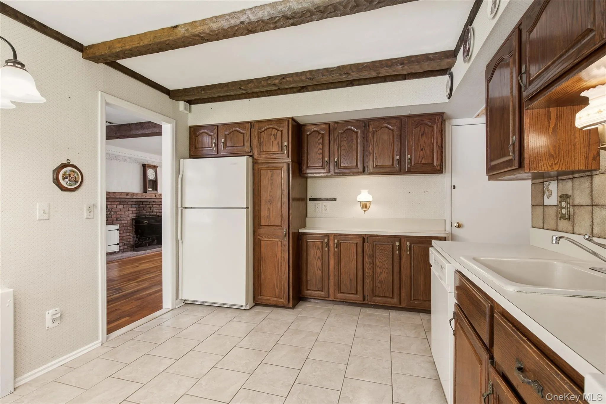 92 Christian Avenue, Brookhaven, NY, 3 Bedrooms Bedrooms, 7 Rooms Rooms,2 BathroomsBathrooms,Residential,For Rent,Christian,0,1011927 92 Christian Avenue, Brookhaven, NY, 3 Bedrooms Bedrooms, 7 Rooms Rooms,2 BathroomsBathrooms,Residential,For Rent,Christian,0,1011927