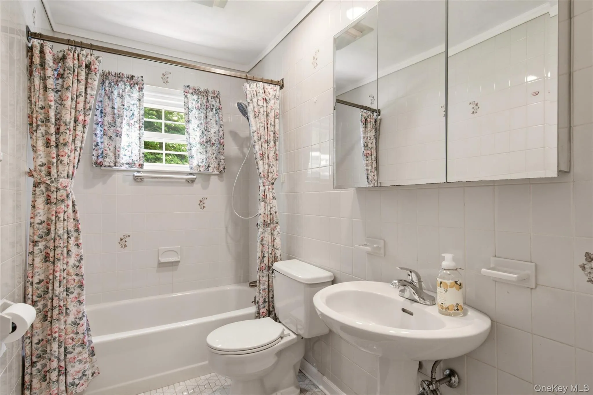 92 Christian Avenue, Brookhaven, NY, 3 Bedrooms Bedrooms, 7 Rooms Rooms,2 BathroomsBathrooms,Residential,For Rent,Christian,0,1011927 92 Christian Avenue, Brookhaven, NY, 3 Bedrooms Bedrooms, 7 Rooms Rooms,2 BathroomsBathrooms,Residential,For Rent,Christian,0,1011927
