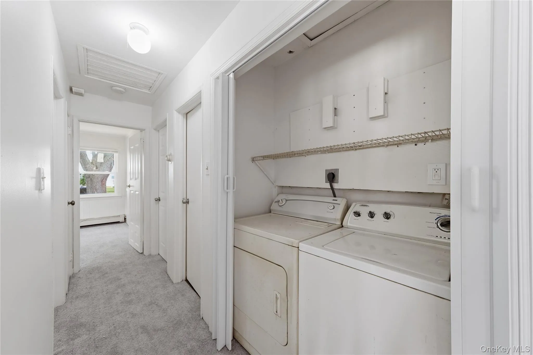 67 End Avenue, Oyster Bay, NY, 3 Bedrooms Bedrooms, 10 Rooms Rooms,1 BathroomBathrooms,Residential,For Rent,End,0,1011928 67 End Avenue, Oyster Bay, NY, 3 Bedrooms Bedrooms, 10 Rooms Rooms,1 BathroomBathrooms,Residential,For Rent,End,0,1011928