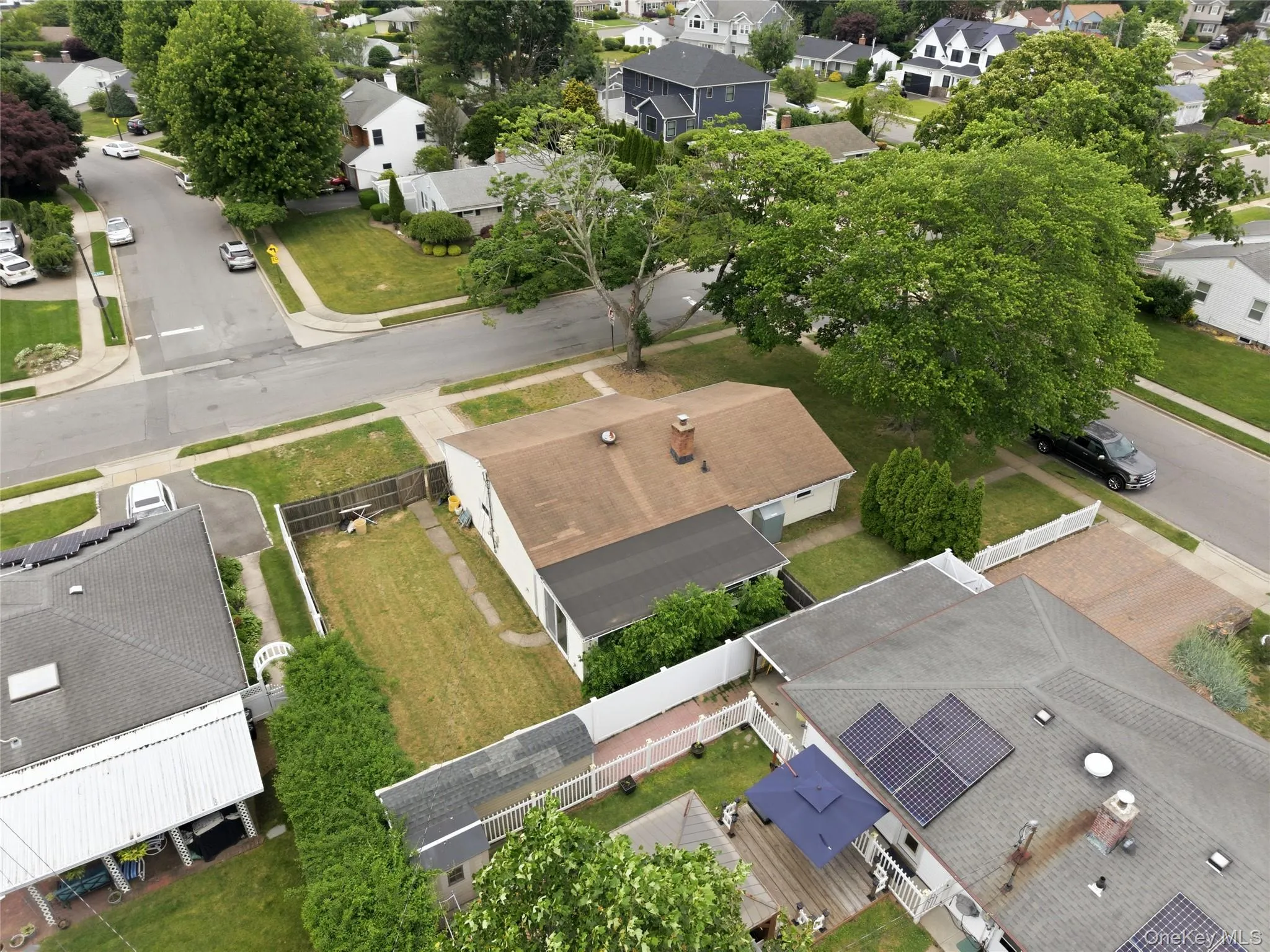 67 End Avenue, Oyster Bay, NY, 3 Bedrooms Bedrooms, 10 Rooms Rooms,1 BathroomBathrooms,Residential,For Rent,End,0,1011928 67 End Avenue, Oyster Bay, NY, 3 Bedrooms Bedrooms, 10 Rooms Rooms,1 BathroomBathrooms,Residential,For Rent,End,0,1011928