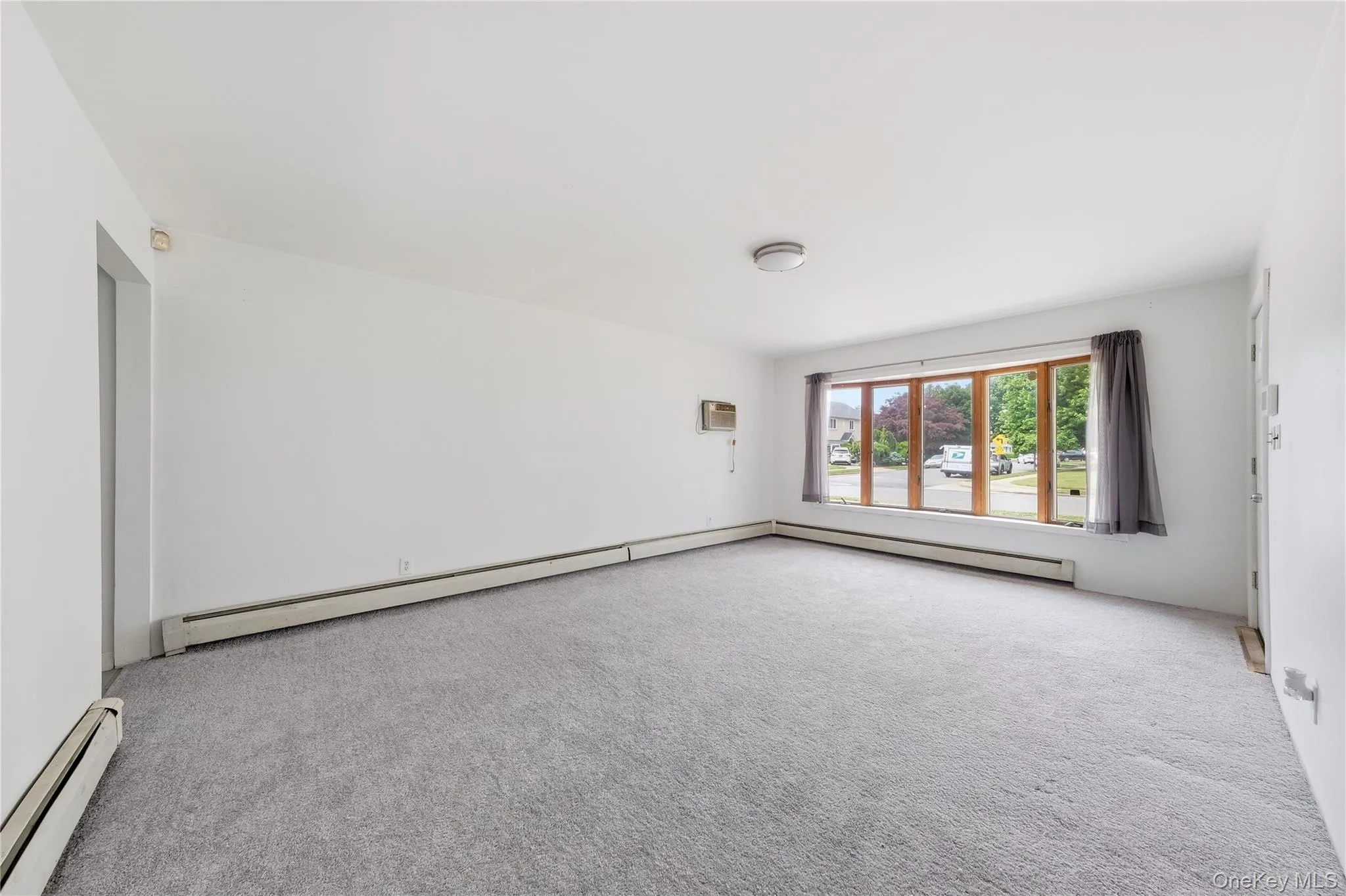 67 End Avenue, Oyster Bay, NY, 3 Bedrooms Bedrooms, 10 Rooms Rooms,1 BathroomBathrooms,Residential,For Rent,End,0,1011928 67 End Avenue, Oyster Bay, NY, 3 Bedrooms Bedrooms, 10 Rooms Rooms,1 BathroomBathrooms,Residential,For Rent,End,0,1011928