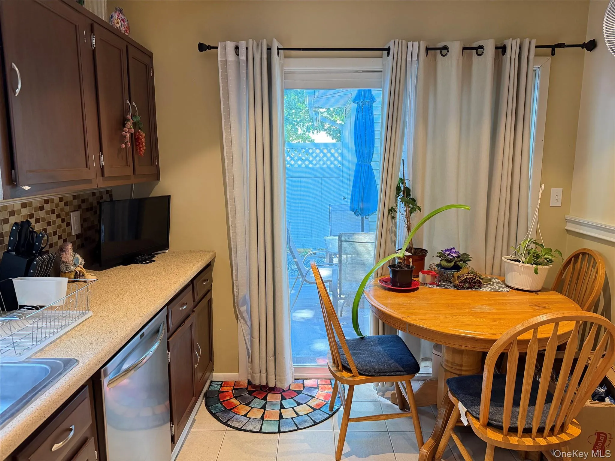 183 Kingston Drive, Brookhaven, NY, 2 Bedrooms Bedrooms, 5 Rooms Rooms,1 BathroomBathrooms,Residential,For Rent,Kingston,0,1011932 183 Kingston Drive, Brookhaven, NY, 2 Bedrooms Bedrooms, 5 Rooms Rooms,1 BathroomBathrooms,Residential,For Rent,Kingston,0,1011932