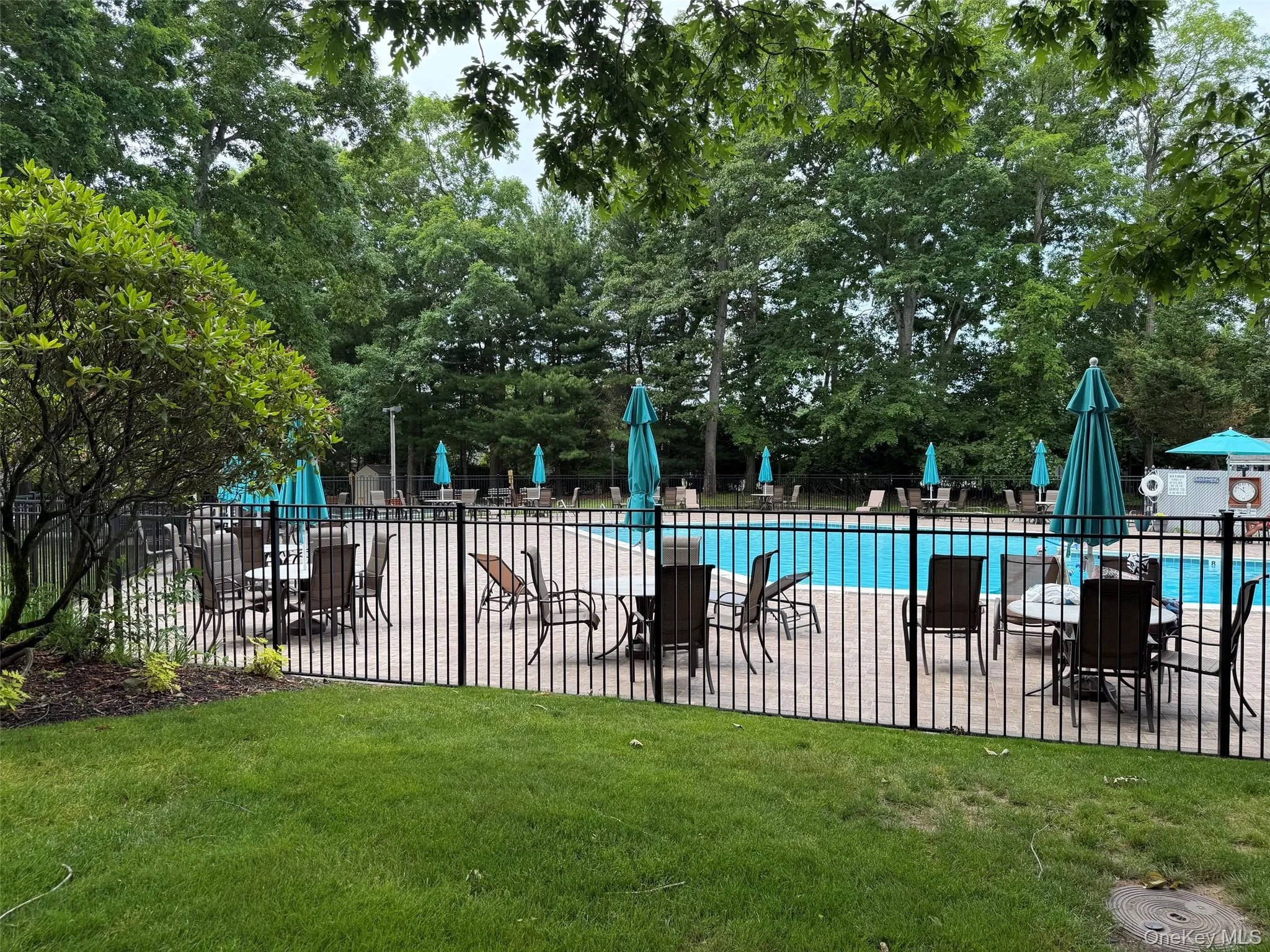 183 Kingston Drive, Brookhaven, NY, 2 Bedrooms Bedrooms, 5 Rooms Rooms,1 BathroomBathrooms,Residential,For Rent,Kingston,0,1011932 183 Kingston Drive, Brookhaven, NY, 2 Bedrooms Bedrooms, 5 Rooms Rooms,1 BathroomBathrooms,Residential,For Rent,Kingston,0,1011932