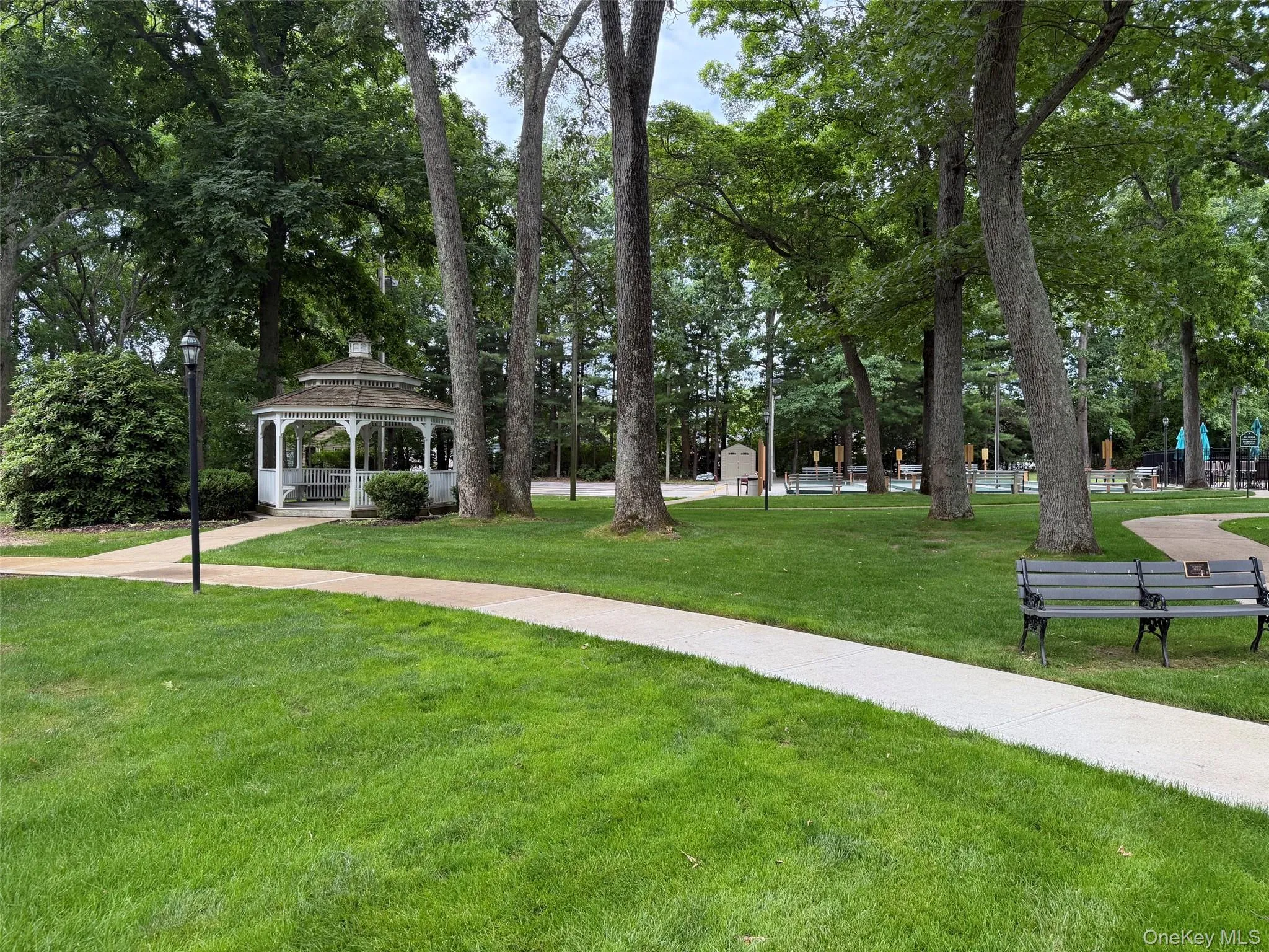 183 Kingston Drive, Brookhaven, NY, 2 Bedrooms Bedrooms, 5 Rooms Rooms,1 BathroomBathrooms,Residential,For Rent,Kingston,0,1011932 183 Kingston Drive, Brookhaven, NY, 2 Bedrooms Bedrooms, 5 Rooms Rooms,1 BathroomBathrooms,Residential,For Rent,Kingston,0,1011932