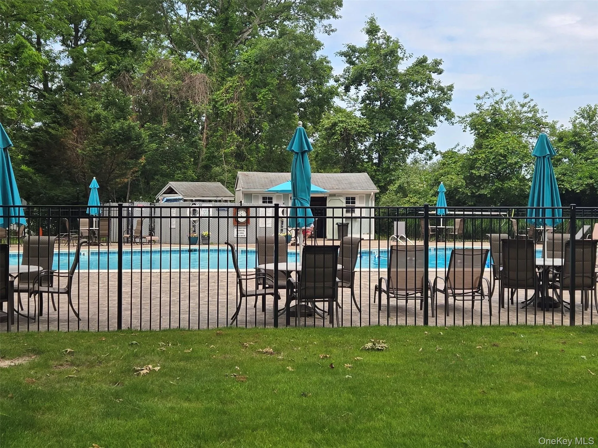 183 Kingston Drive, Brookhaven, NY, 2 Bedrooms Bedrooms, 5 Rooms Rooms,1 BathroomBathrooms,Residential,For Rent,Kingston,0,1011932 183 Kingston Drive, Brookhaven, NY, 2 Bedrooms Bedrooms, 5 Rooms Rooms,1 BathroomBathrooms,Residential,For Rent,Kingston,0,1011932