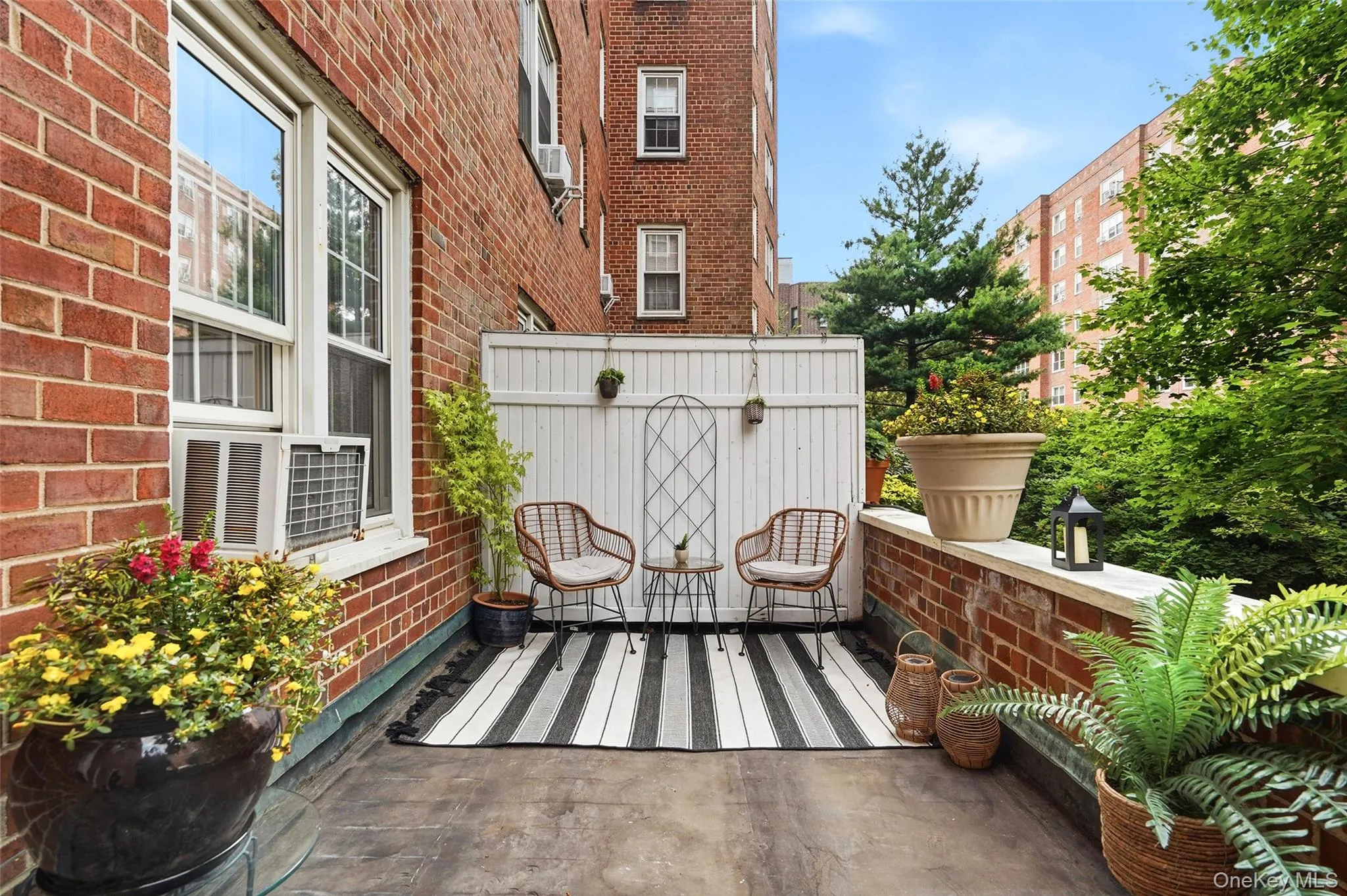 949 Palmer Road, Yonkers, NY, 3 Bedrooms Bedrooms, 7 Rooms Rooms,2 BathroomsBathrooms,Residential,For Rent,Palmer,0,1011934 949 Palmer Road, Yonkers, NY, 3 Bedrooms Bedrooms, 7 Rooms Rooms,2 BathroomsBathrooms,Residential,For Rent,Palmer,0,1011934