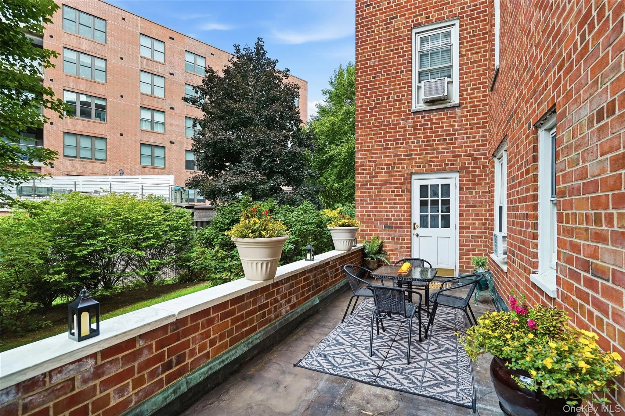 949 Palmer Road, Yonkers, NY, 3 Bedrooms Bedrooms, 7 Rooms Rooms,2 BathroomsBathrooms,Residential,For Rent,Palmer,0,1011934 949 Palmer Road, Yonkers, NY, 3 Bedrooms Bedrooms, 7 Rooms Rooms,2 BathroomsBathrooms,Residential,For Rent,Palmer,0,1011934