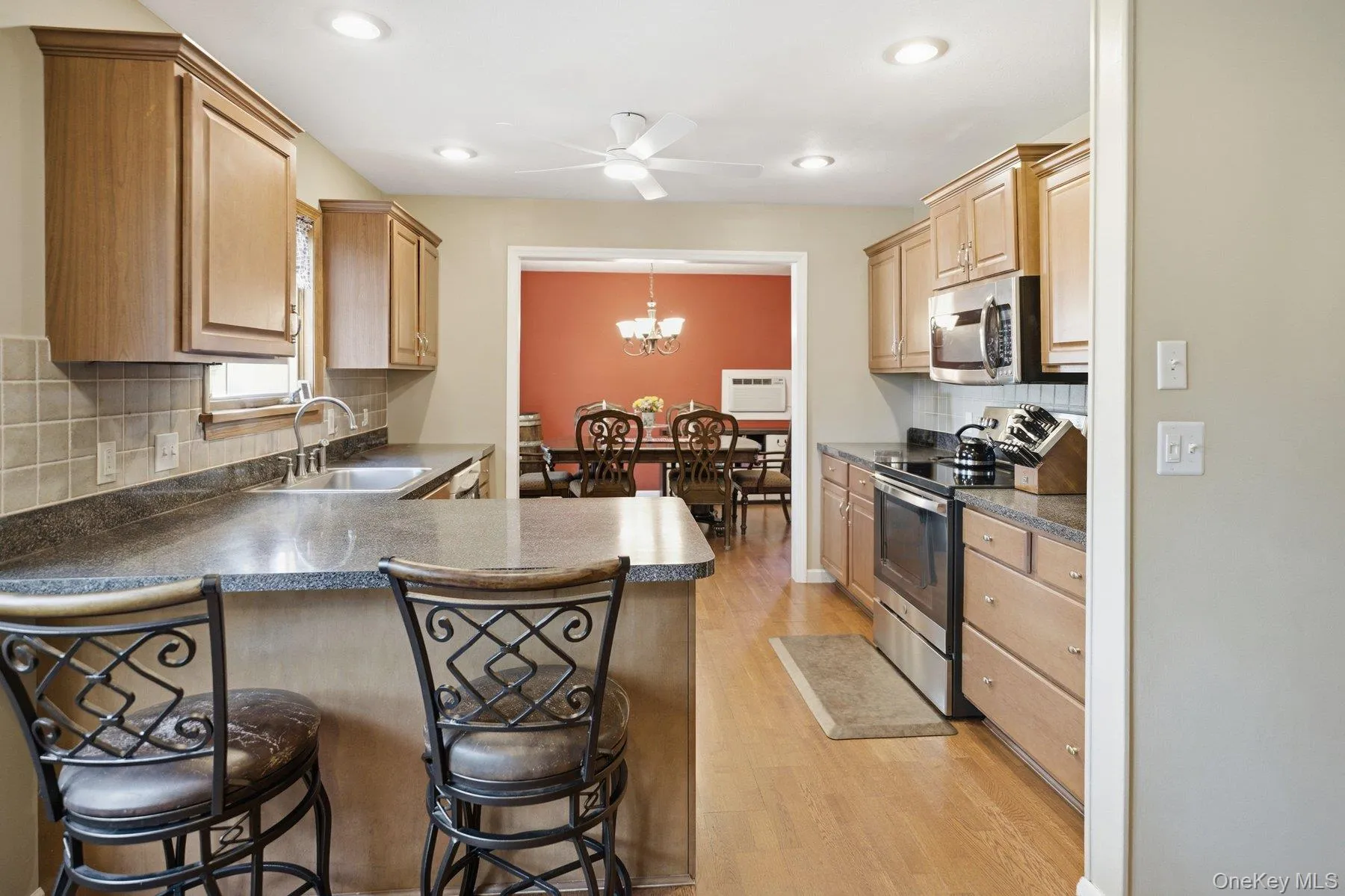 28 Cedar Heights Drive, Brookhaven, NY, 3 Bedrooms Bedrooms, 8 Rooms Rooms,1 BathroomBathrooms,Residential,For Rent,Cedar Heights,0,1011945 28 Cedar Heights Drive, Brookhaven, NY, 3 Bedrooms Bedrooms, 8 Rooms Rooms,1 BathroomBathrooms,Residential,For Rent,Cedar Heights,0,1011945
