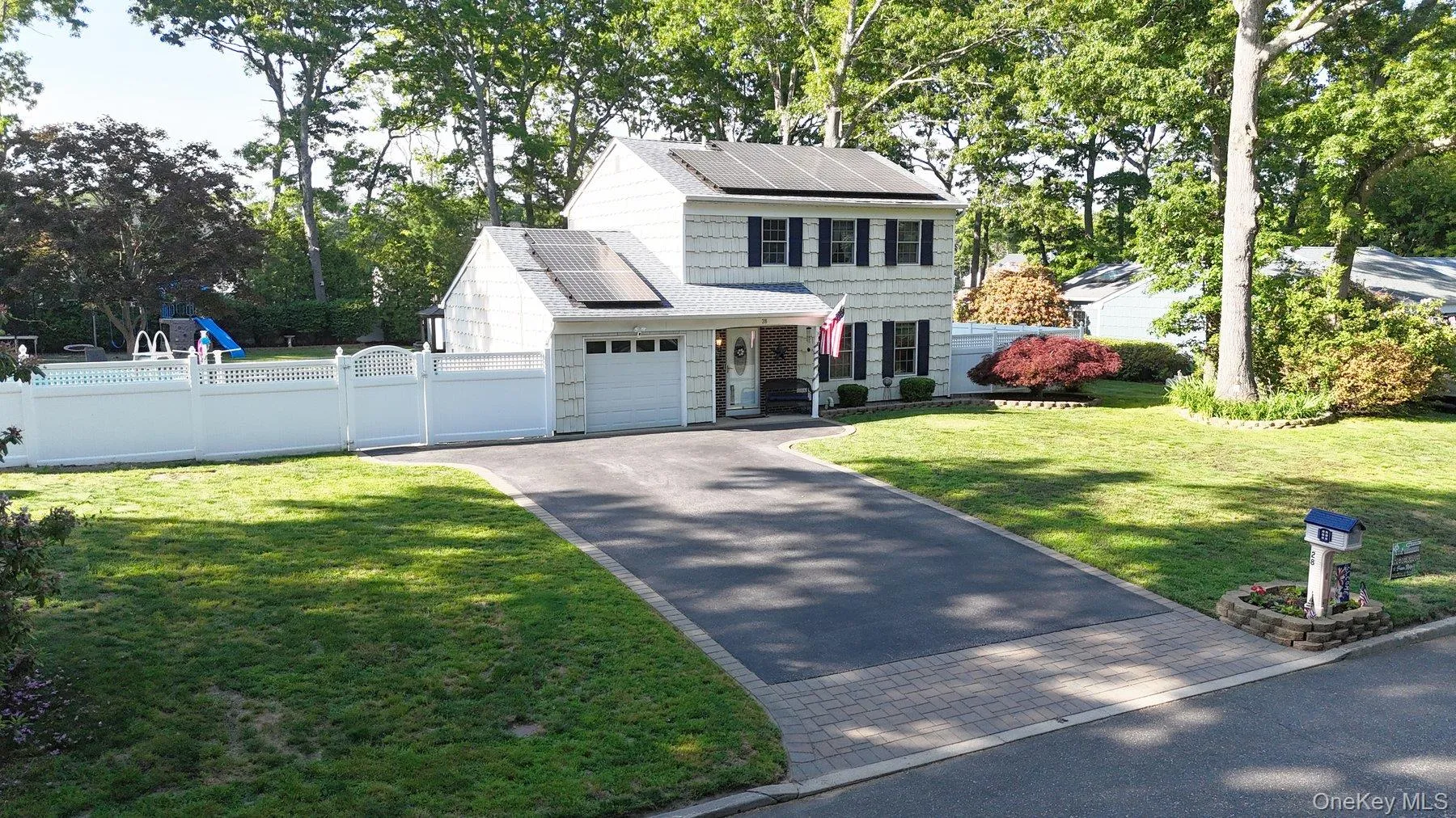 28 Cedar Heights Drive, Brookhaven, NY, 3 Bedrooms Bedrooms, 8 Rooms Rooms,1 BathroomBathrooms,Residential,For Rent,Cedar Heights,0,1011945 28 Cedar Heights Drive, Brookhaven, NY, 3 Bedrooms Bedrooms, 8 Rooms Rooms,1 BathroomBathrooms,Residential,For Rent,Cedar Heights,0,1011945