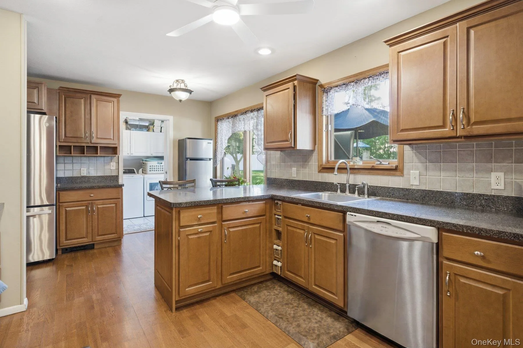 28 Cedar Heights Drive, Brookhaven, NY, 3 Bedrooms Bedrooms, 8 Rooms Rooms,1 BathroomBathrooms,Residential,For Rent,Cedar Heights,0,1011945 28 Cedar Heights Drive, Brookhaven, NY, 3 Bedrooms Bedrooms, 8 Rooms Rooms,1 BathroomBathrooms,Residential,For Rent,Cedar Heights,0,1011945