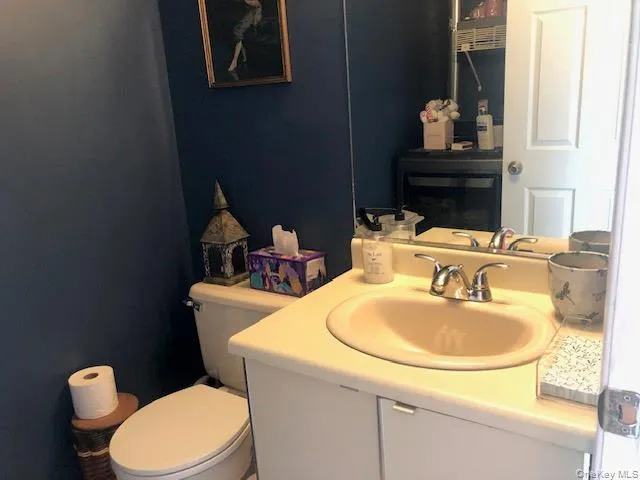 181 Laurel Lane, Hempstead, NY, 2 Bedrooms Bedrooms, 5 Rooms Rooms,1 BathroomBathrooms,Residential,For Rent,Laurel,0,1011950 181 Laurel Lane, Hempstead, NY, 2 Bedrooms Bedrooms, 5 Rooms Rooms,1 BathroomBathrooms,Residential,For Rent,Laurel,0,1011950
