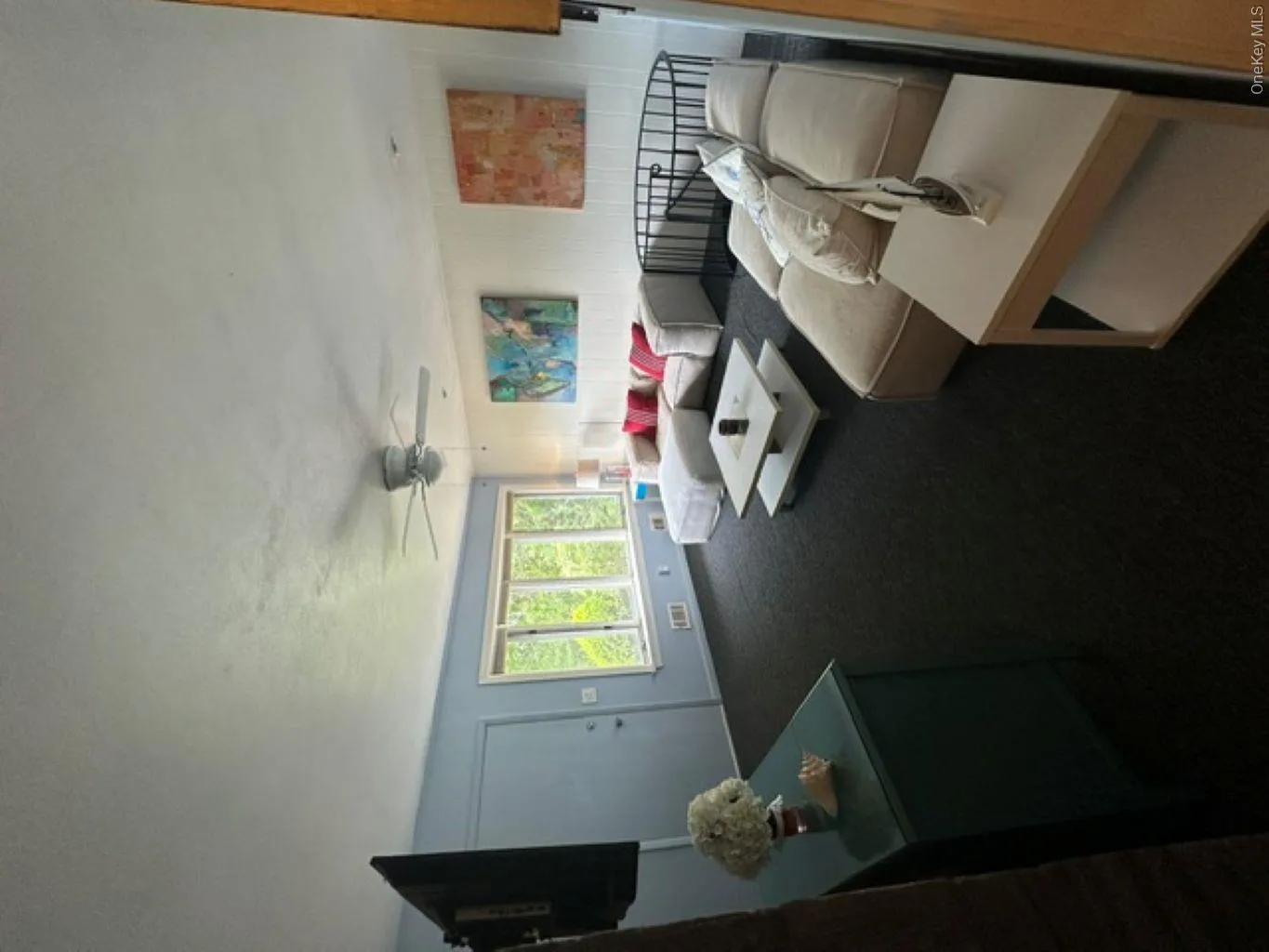 3 Wind Mill Lane, Southampton, NY, 3 Bedrooms Bedrooms, 6 Rooms Rooms,2 BathroomsBathrooms,Residential Lease,For Rent,Wind Mill,0,1011954 3 Wind Mill Lane, Southampton, NY, 3 Bedrooms Bedrooms, 6 Rooms Rooms,2 BathroomsBathrooms,Residential Lease,For Rent,Wind Mill,0,1011954