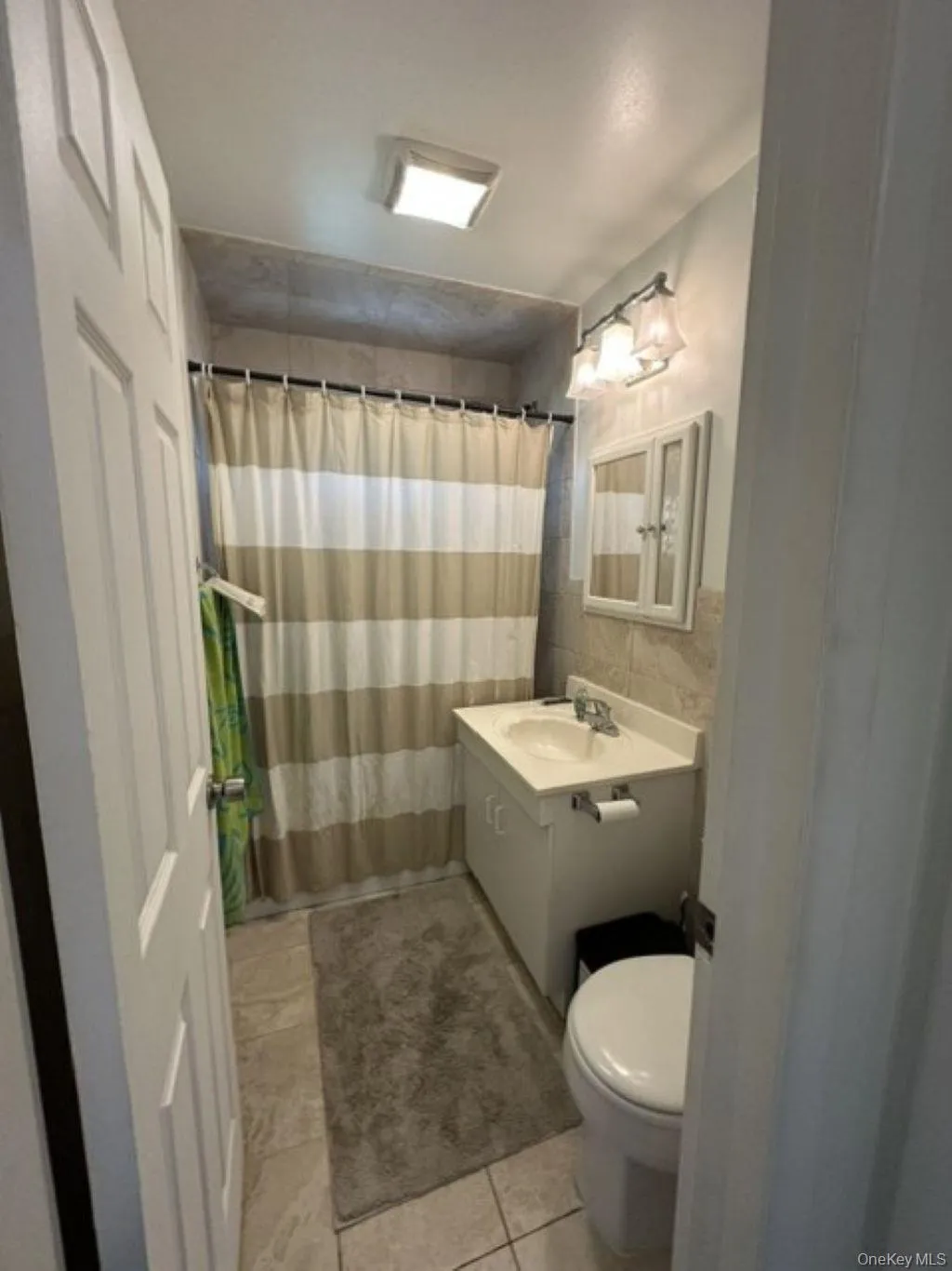 3 Wind Mill Lane, Southampton, NY, 3 Bedrooms Bedrooms, 6 Rooms Rooms,2 BathroomsBathrooms,Residential Lease,For Rent,Wind Mill,0,1011954 3 Wind Mill Lane, Southampton, NY, 3 Bedrooms Bedrooms, 6 Rooms Rooms,2 BathroomsBathrooms,Residential Lease,For Rent,Wind Mill,0,1011954