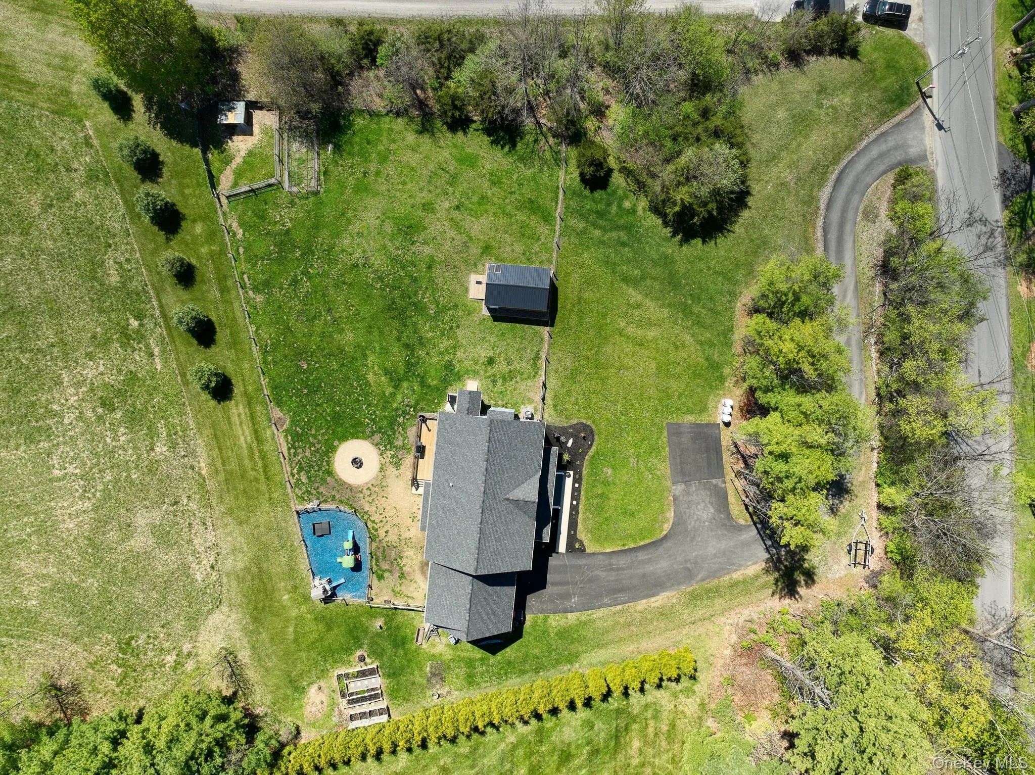 83 Lime Ridge Road, Beekman, NY, 4 Bedrooms Bedrooms, 9 Rooms Rooms,2 BathroomsBathrooms,Residential,For Rent,Lime Ridge,0,1011955 83 Lime Ridge Road, Beekman, NY, 4 Bedrooms Bedrooms, 9 Rooms Rooms,2 BathroomsBathrooms,Residential,For Rent,Lime Ridge,0,1011955