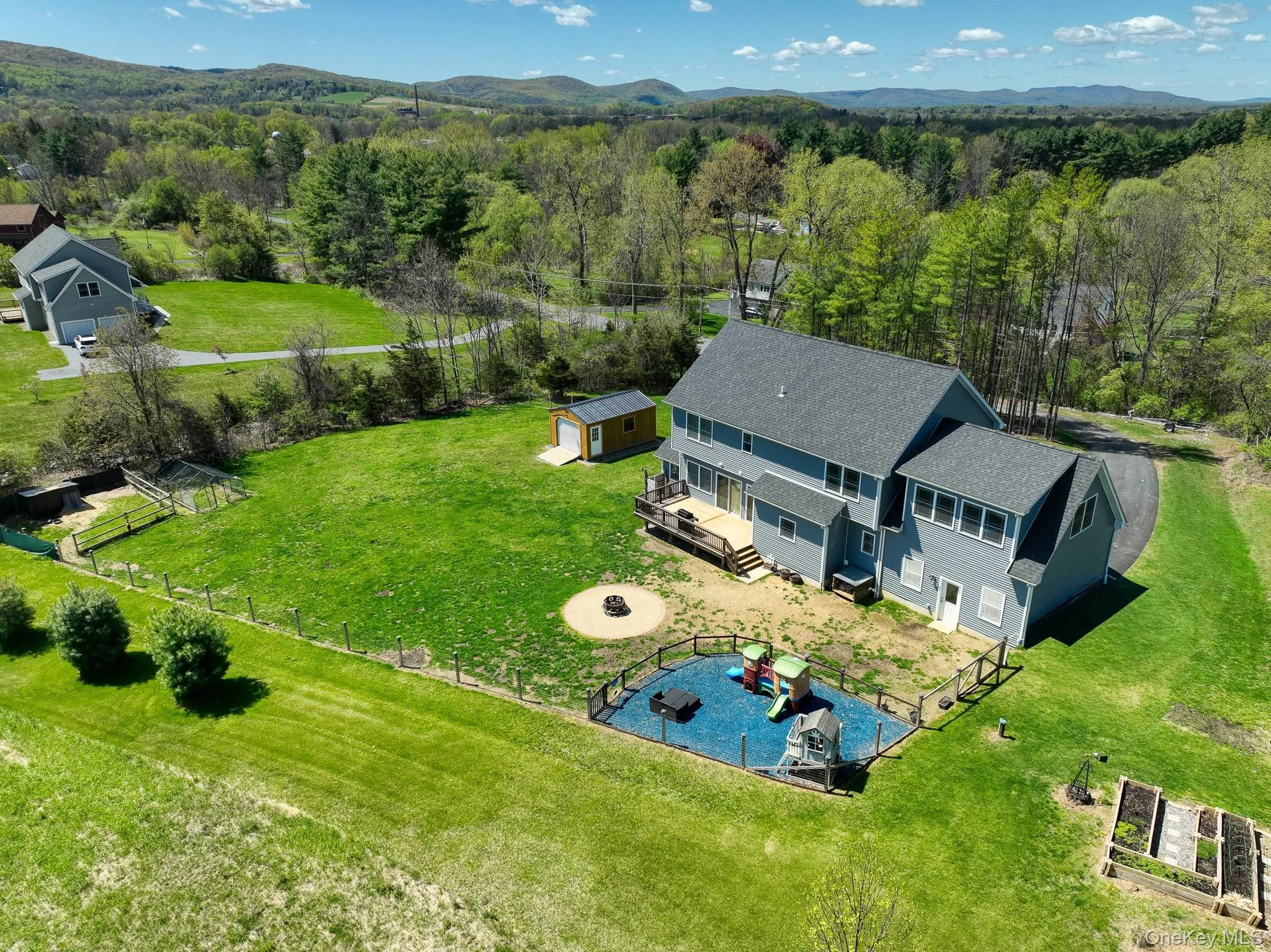 83 Lime Ridge Road, Beekman, NY, 4 Bedrooms Bedrooms, 9 Rooms Rooms,2 BathroomsBathrooms,Residential,For Rent,Lime Ridge,0,1011955 83 Lime Ridge Road, Beekman, NY, 4 Bedrooms Bedrooms, 9 Rooms Rooms,2 BathroomsBathrooms,Residential,For Rent,Lime Ridge,0,1011955