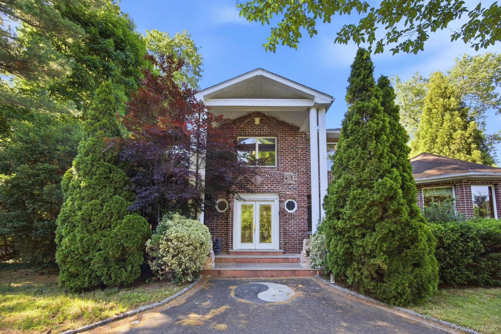 1 Bridle Path Drive, North Hempstead, NY, 7 Bedrooms Bedrooms, 12 Rooms Rooms,6 BathroomsBathrooms,Residential Lease,For Rent,Bridle Path,0,1011961 1 Bridle Path Drive, North Hempstead, NY, 7 Bedrooms Bedrooms, 12 Rooms Rooms,6 BathroomsBathrooms,Residential Lease,For Rent,Bridle Path,0,1011961