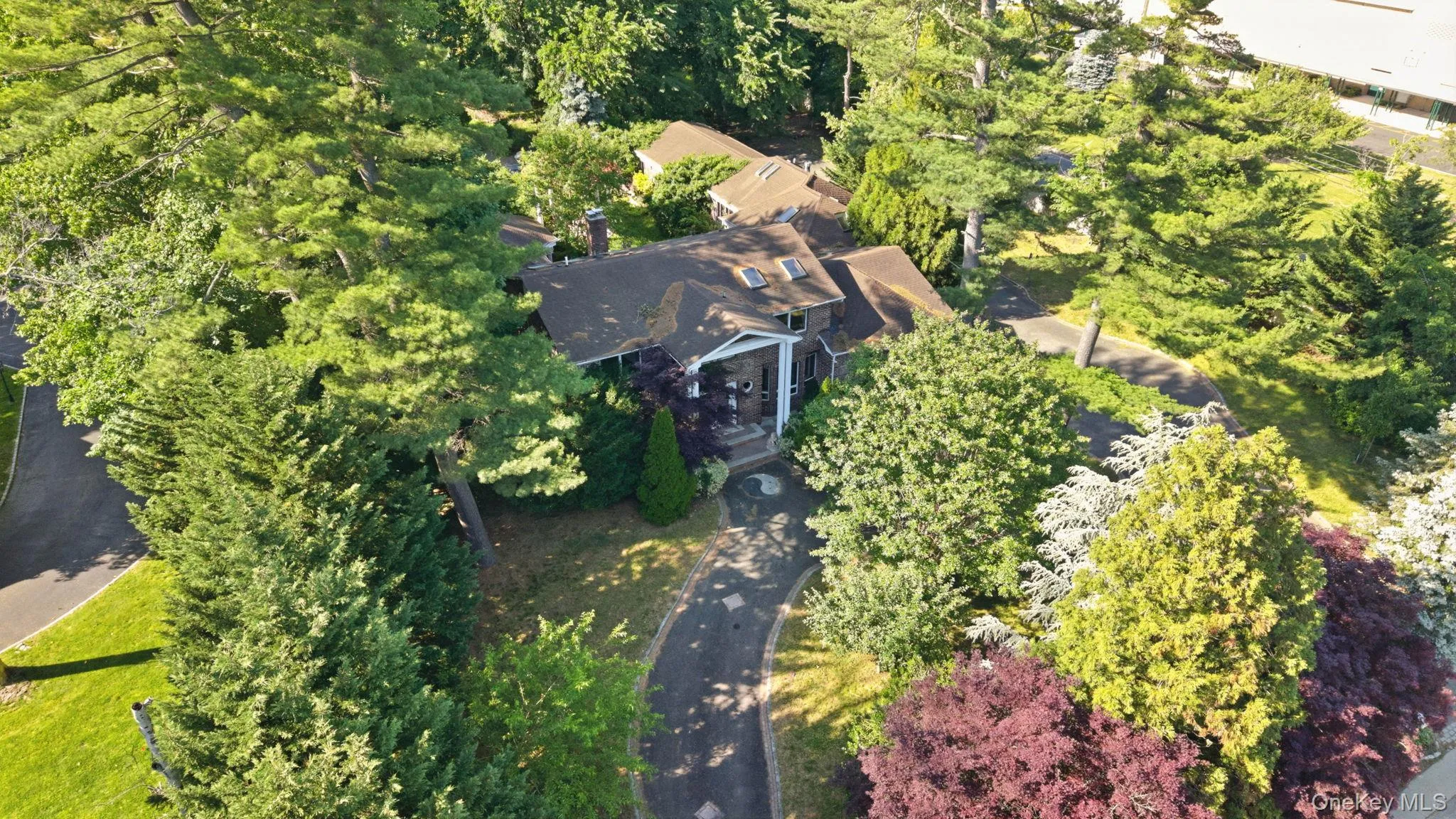 1 Bridle Path Drive, North Hempstead, NY, 7 Bedrooms Bedrooms, 12 Rooms Rooms,6 BathroomsBathrooms,Residential Lease,For Rent,Bridle Path,0,1011961 1 Bridle Path Drive, North Hempstead, NY, 7 Bedrooms Bedrooms, 12 Rooms Rooms,6 BathroomsBathrooms,Residential Lease,For Rent,Bridle Path,0,1011961