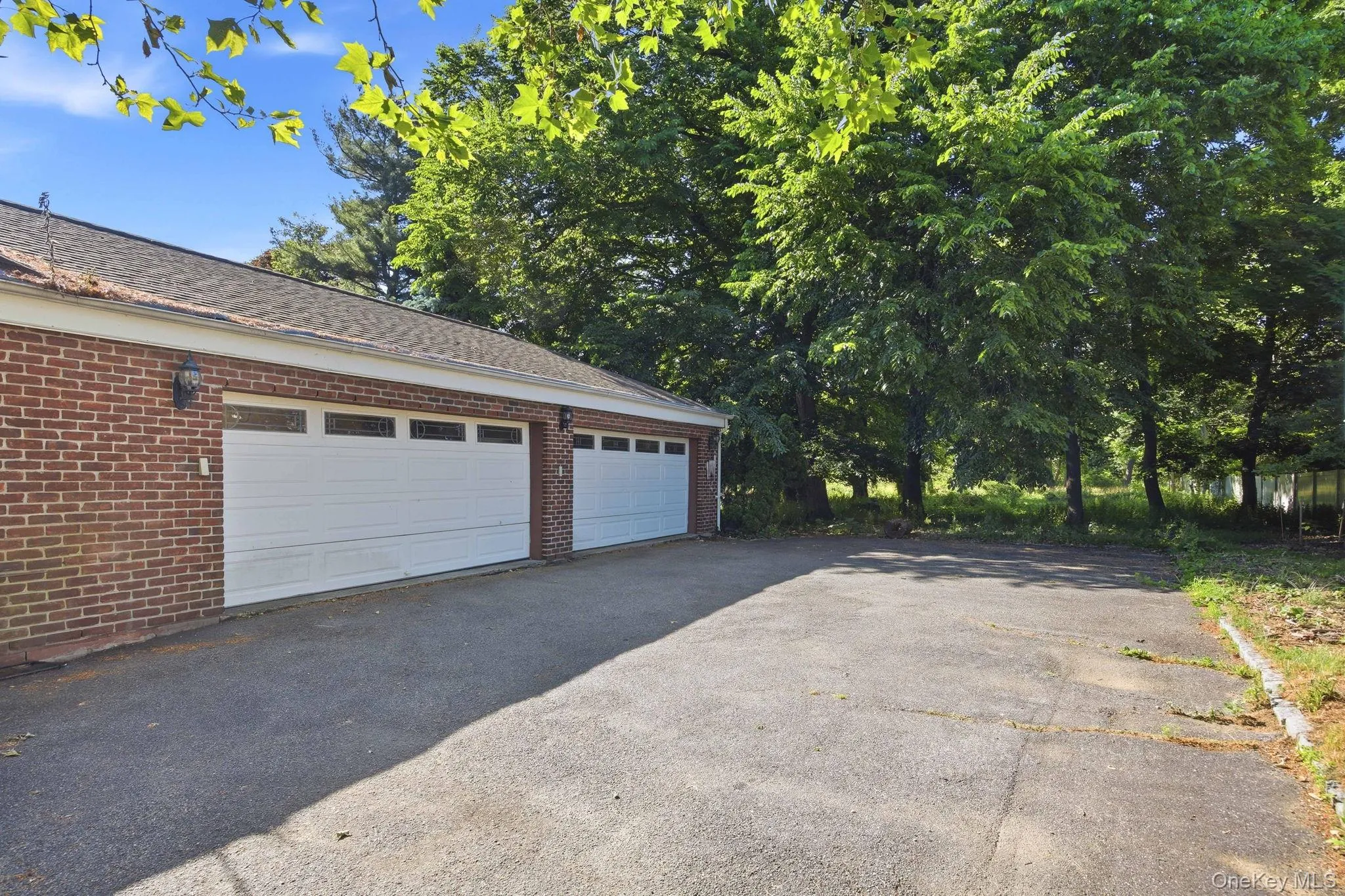 1 Bridle Path Drive, North Hempstead, NY, 7 Bedrooms Bedrooms, 12 Rooms Rooms,6 BathroomsBathrooms,Residential Lease,For Rent,Bridle Path,0,1011961 1 Bridle Path Drive, North Hempstead, NY, 7 Bedrooms Bedrooms, 12 Rooms Rooms,6 BathroomsBathrooms,Residential Lease,For Rent,Bridle Path,0,1011961
