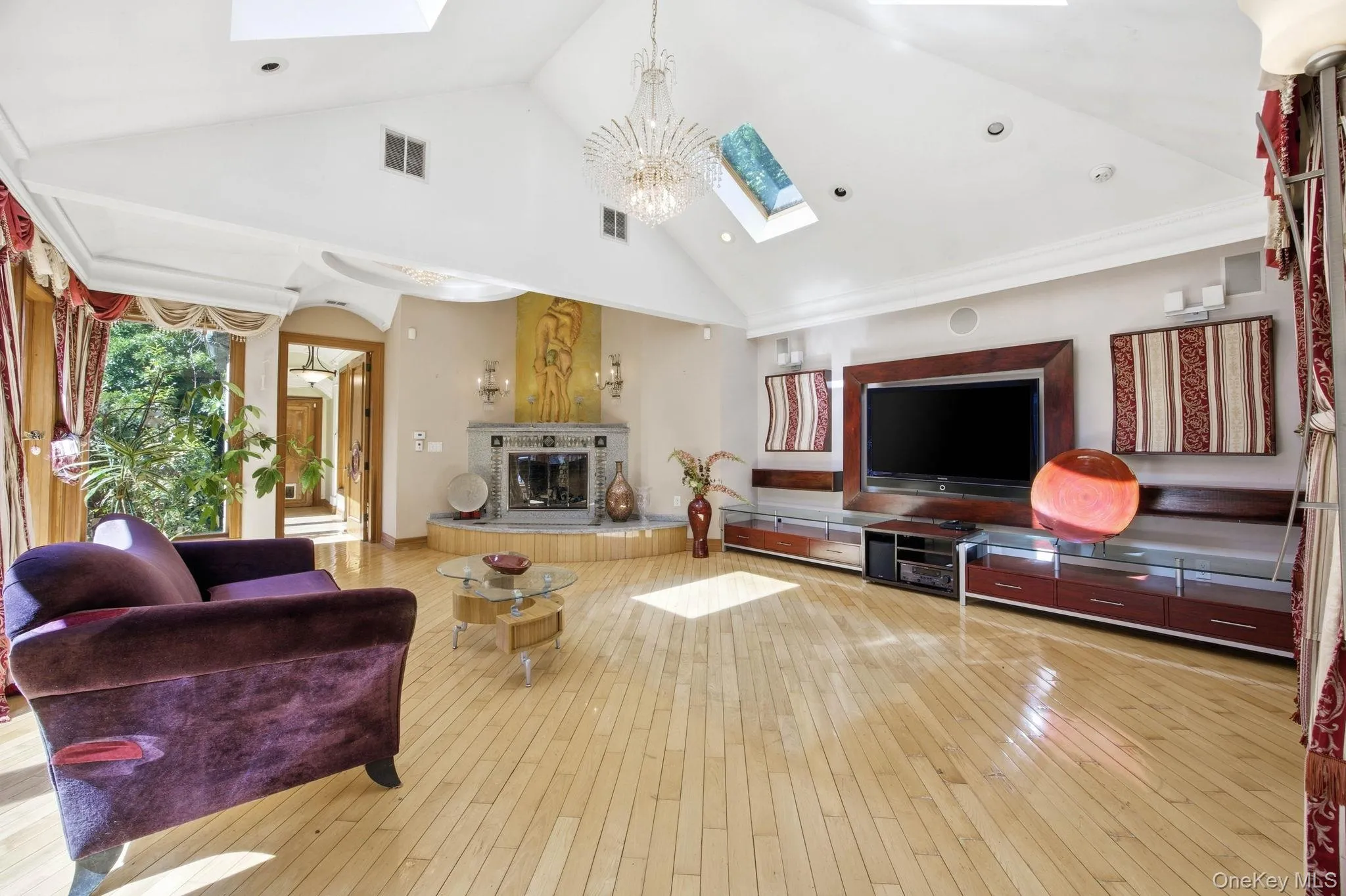 1 Bridle Path Drive, North Hempstead, NY, 7 Bedrooms Bedrooms, 12 Rooms Rooms,6 BathroomsBathrooms,Residential Lease,For Rent,Bridle Path,0,1011961 1 Bridle Path Drive, North Hempstead, NY, 7 Bedrooms Bedrooms, 12 Rooms Rooms,6 BathroomsBathrooms,Residential Lease,For Rent,Bridle Path,0,1011961