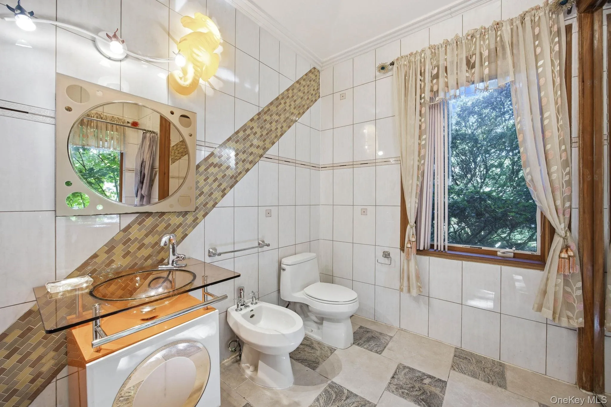 1 Bridle Path Drive, North Hempstead, NY, 7 Bedrooms Bedrooms, 12 Rooms Rooms,6 BathroomsBathrooms,Residential Lease,For Rent,Bridle Path,0,1011961 1 Bridle Path Drive, North Hempstead, NY, 7 Bedrooms Bedrooms, 12 Rooms Rooms,6 BathroomsBathrooms,Residential Lease,For Rent,Bridle Path,0,1011961