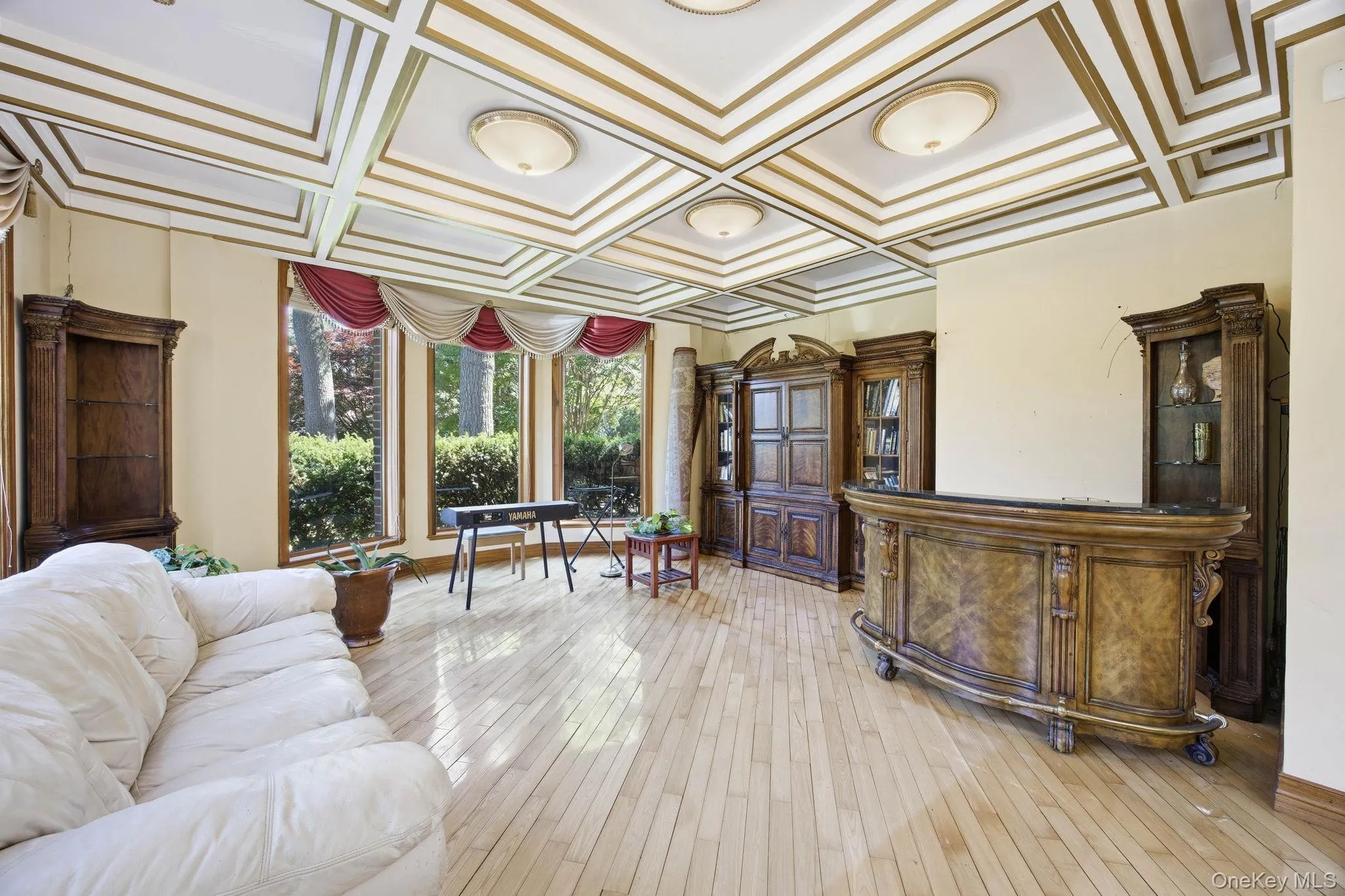 1 Bridle Path Drive, North Hempstead, NY, 7 Bedrooms Bedrooms, 12 Rooms Rooms,6 BathroomsBathrooms,Residential Lease,For Rent,Bridle Path,0,1011961 1 Bridle Path Drive, North Hempstead, NY, 7 Bedrooms Bedrooms, 12 Rooms Rooms,6 BathroomsBathrooms,Residential Lease,For Rent,Bridle Path,0,1011961