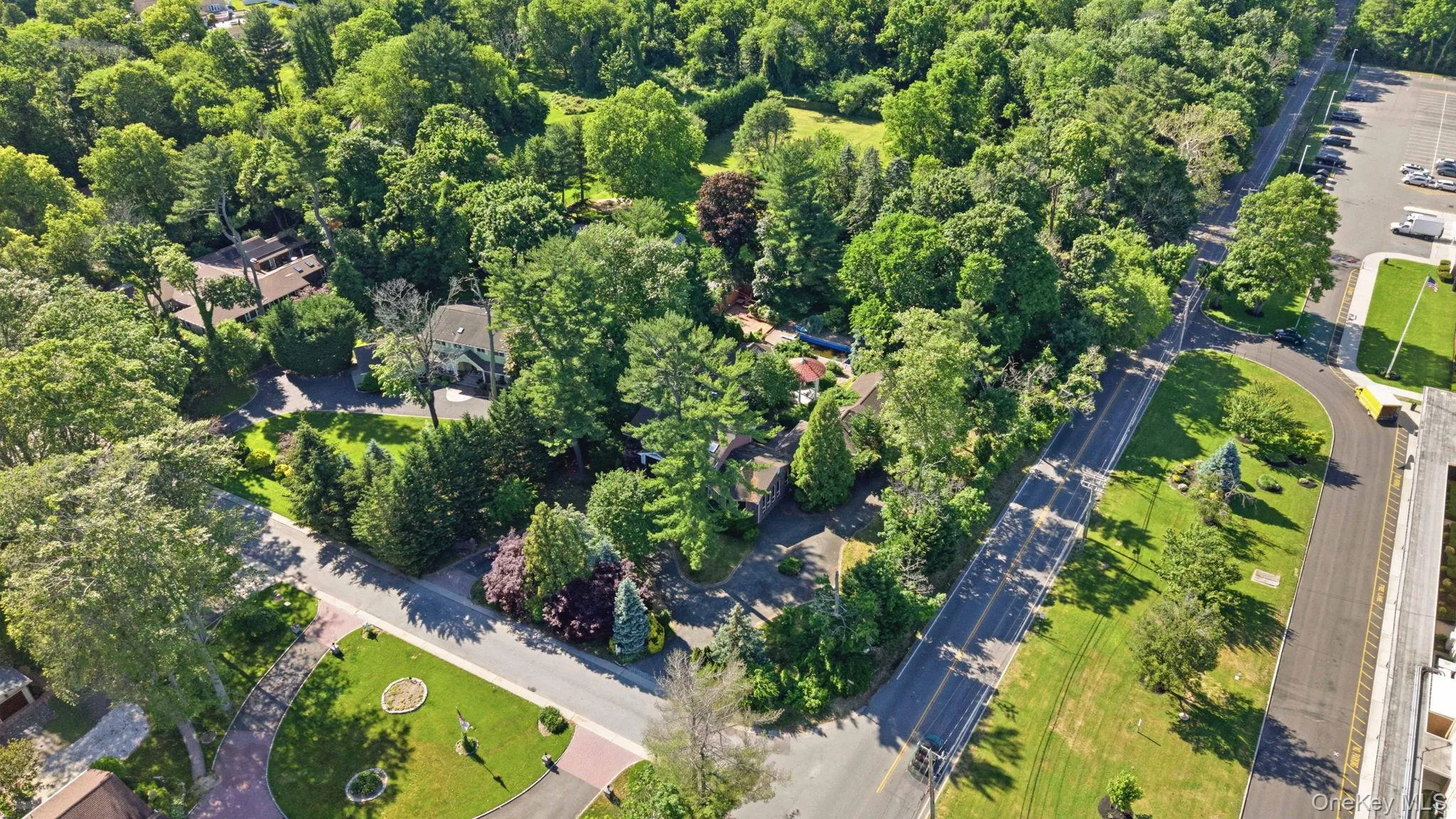 1 Bridle Path Drive, North Hempstead, NY, 7 Bedrooms Bedrooms, 12 Rooms Rooms,6 BathroomsBathrooms,Residential Lease,For Rent,Bridle Path,0,1011961 1 Bridle Path Drive, North Hempstead, NY, 7 Bedrooms Bedrooms, 12 Rooms Rooms,6 BathroomsBathrooms,Residential Lease,For Rent,Bridle Path,0,1011961