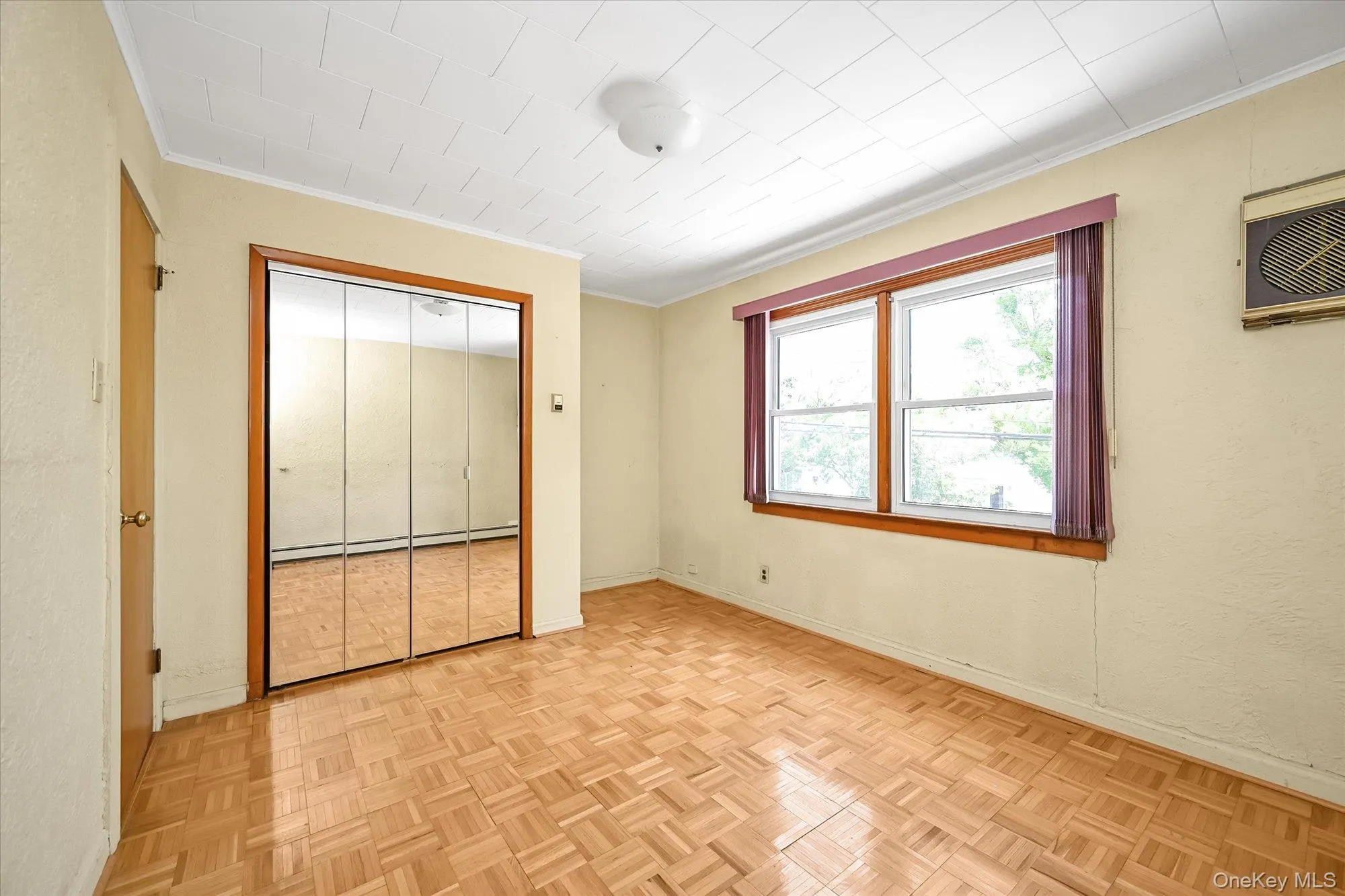 33-30 203rd Street, New York, NY, 3 Bedrooms Bedrooms, 6 Rooms Rooms,1 BathroomBathrooms,Residential,For Rent,203rd,0,1011973 33-30 203rd Street, New York, NY, 3 Bedrooms Bedrooms, 6 Rooms Rooms,1 BathroomBathrooms,Residential,For Rent,203rd,0,1011973