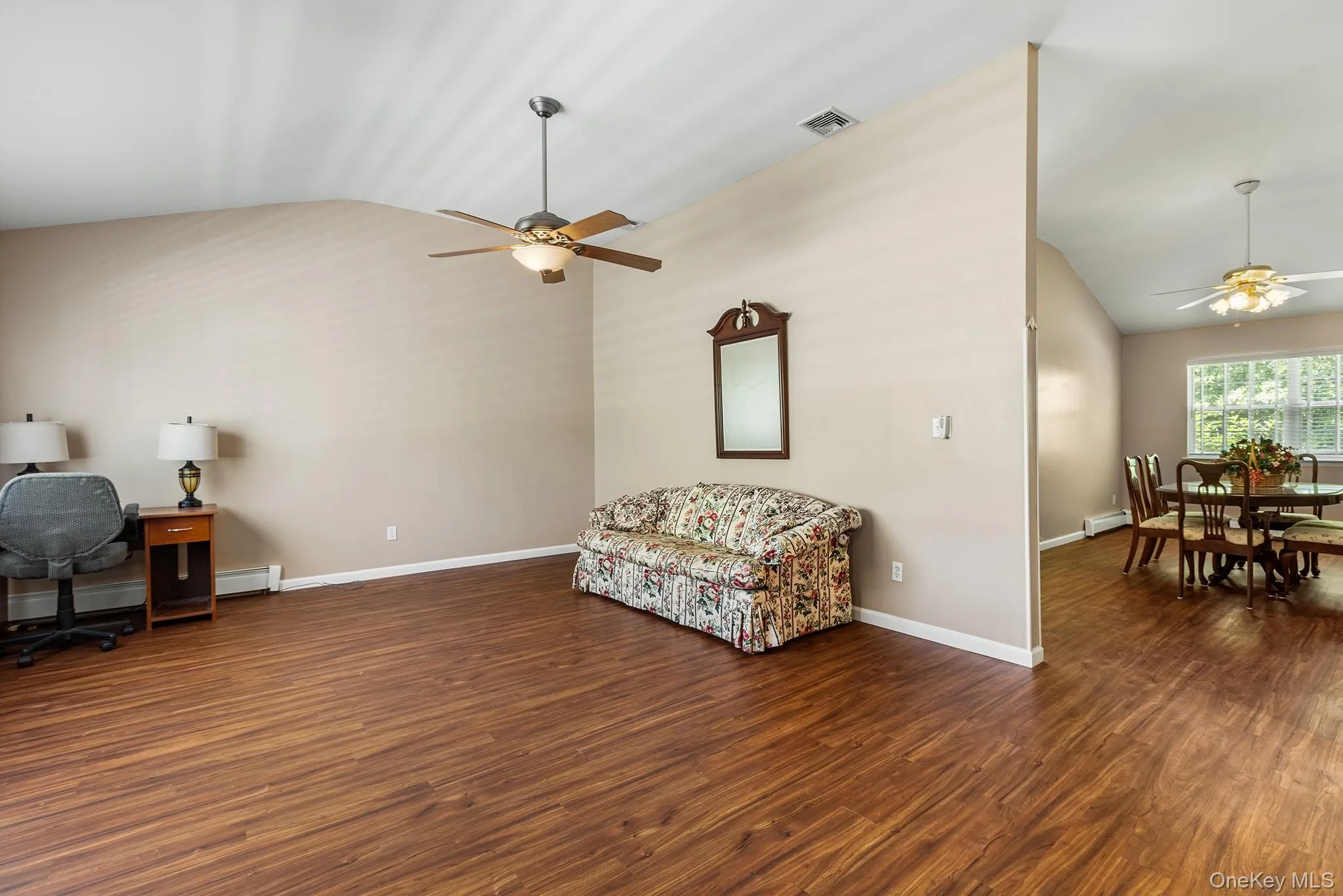 166 Richmond Avenue, Brookhaven, NY, 3 Bedrooms Bedrooms, 7 Rooms Rooms,2 BathroomsBathrooms,Residential,For Rent,Richmond,0,1011975 166 Richmond Avenue, Brookhaven, NY, 3 Bedrooms Bedrooms, 7 Rooms Rooms,2 BathroomsBathrooms,Residential,For Rent,Richmond,0,1011975