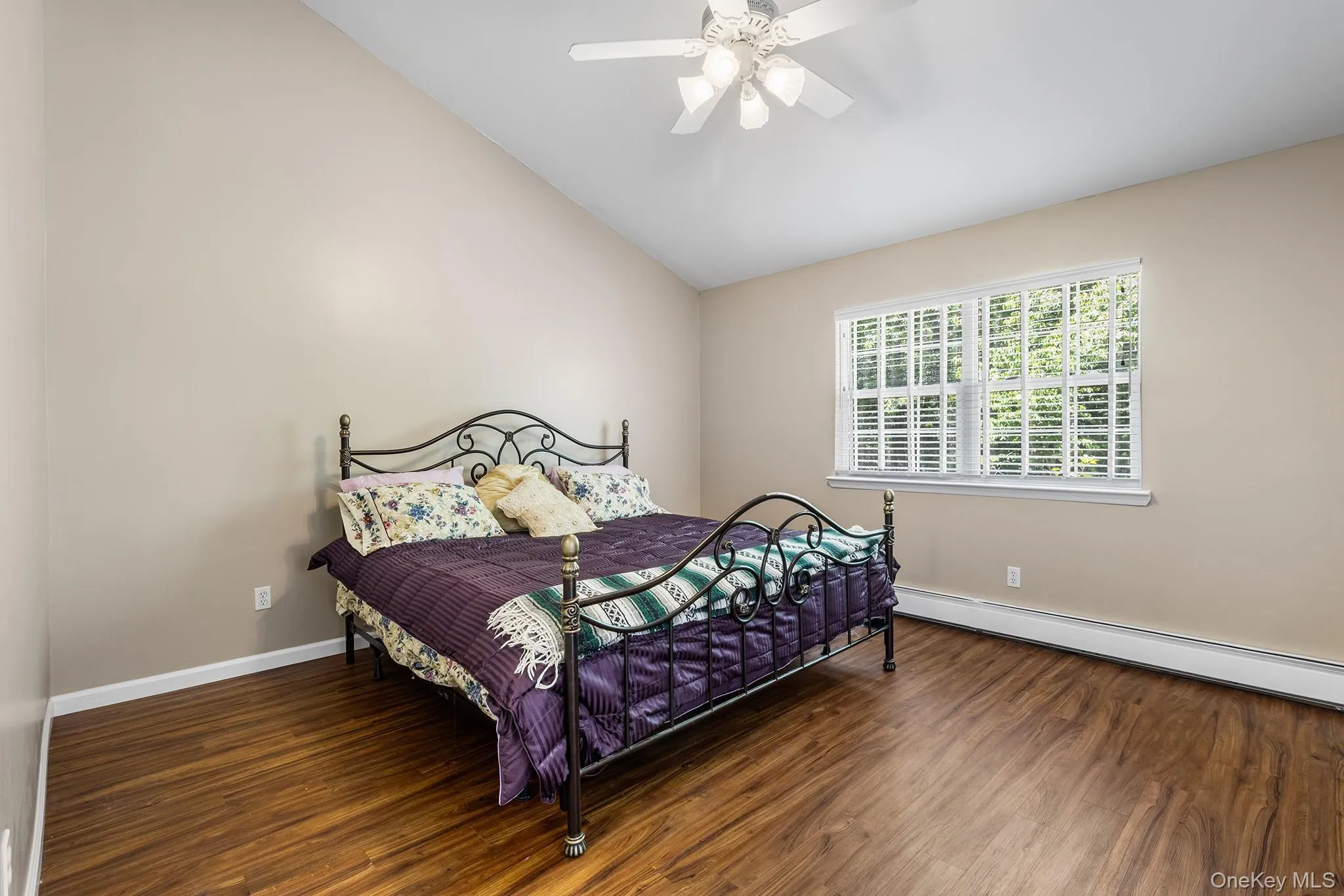 166 Richmond Avenue, Brookhaven, NY, 3 Bedrooms Bedrooms, 7 Rooms Rooms,2 BathroomsBathrooms,Residential,For Rent,Richmond,0,1011975 166 Richmond Avenue, Brookhaven, NY, 3 Bedrooms Bedrooms, 7 Rooms Rooms,2 BathroomsBathrooms,Residential,For Rent,Richmond,0,1011975