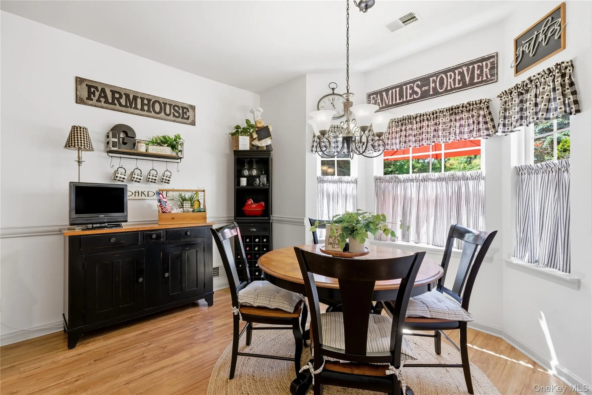 132 Willow Wood Drive, Islip, NY, 2 Bedrooms Bedrooms, 6 Rooms Rooms,2 BathroomsBathrooms,Residential,For Rent,Willow Wood,0,1011977 132 Willow Wood Drive, Islip, NY, 2 Bedrooms Bedrooms, 6 Rooms Rooms,2 BathroomsBathrooms,Residential,For Rent,Willow Wood,0,1011977