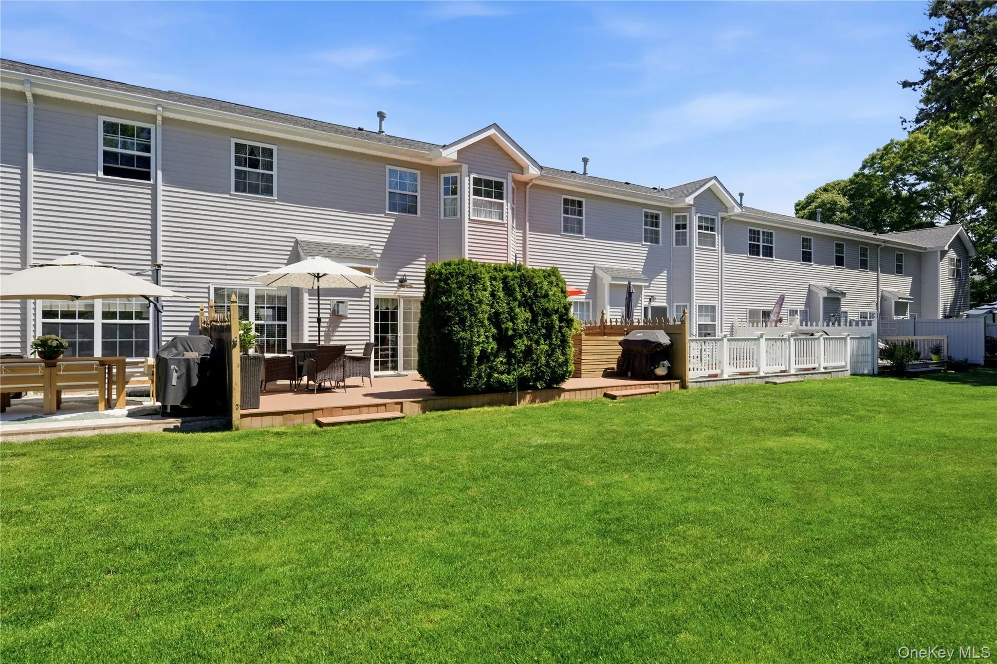 132 Willow Wood Drive, Islip, NY, 2 Bedrooms Bedrooms, 6 Rooms Rooms,2 BathroomsBathrooms,Residential,For Rent,Willow Wood,0,1011977 132 Willow Wood Drive, Islip, NY, 2 Bedrooms Bedrooms, 6 Rooms Rooms,2 BathroomsBathrooms,Residential,For Rent,Willow Wood,0,1011977