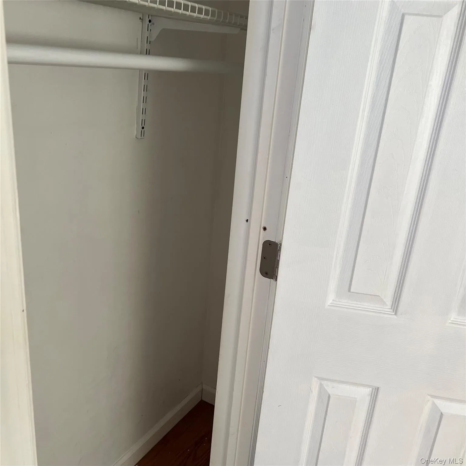 33 Westbrook Lane, Hempstead, NY, 1 Bedroom Bedrooms, 5 Rooms Rooms,1 BathroomBathrooms,Residential Lease,For Rent,Westbrook,0,1011978 33 Westbrook Lane, Hempstead, NY, 1 Bedroom Bedrooms, 5 Rooms Rooms,1 BathroomBathrooms,Residential Lease,For Rent,Westbrook,0,1011978