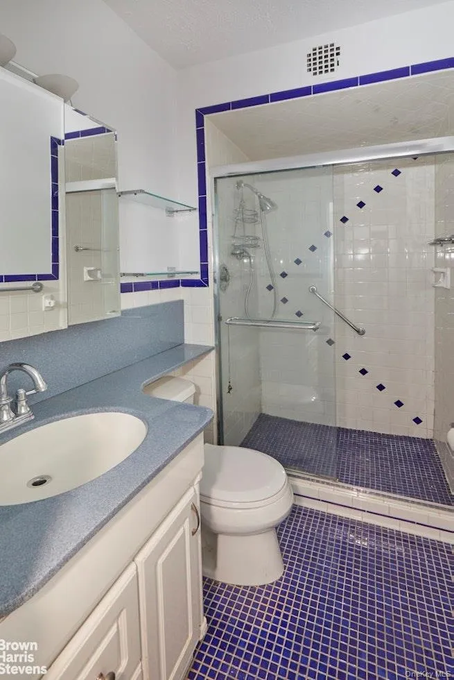 2400 Johnson Avenue, New York, NY, 2 Bedrooms Bedrooms, 4 Rooms Rooms,2 BathroomsBathrooms,Residential,For Rent,Johnson,0,1011979 2400 Johnson Avenue, New York, NY, 2 Bedrooms Bedrooms, 4 Rooms Rooms,2 BathroomsBathrooms,Residential,For Rent,Johnson,0,1011979