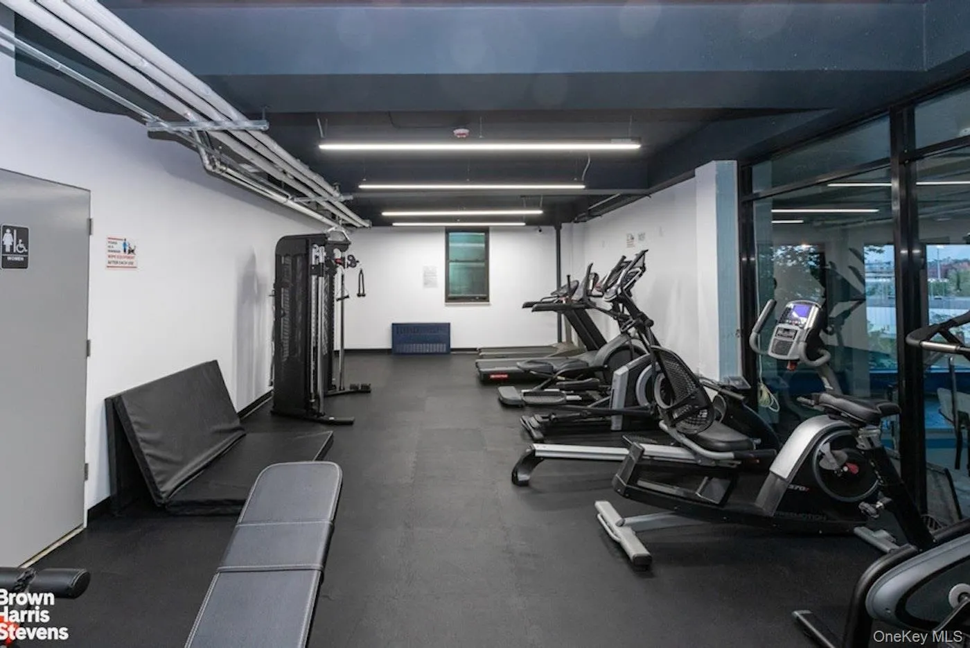 2400 Johnson Avenue, New York, NY, 2 Bedrooms Bedrooms, 4 Rooms Rooms,2 BathroomsBathrooms,Residential,For Rent,Johnson,0,1011979 2400 Johnson Avenue, New York, NY, 2 Bedrooms Bedrooms, 4 Rooms Rooms,2 BathroomsBathrooms,Residential,For Rent,Johnson,0,1011979