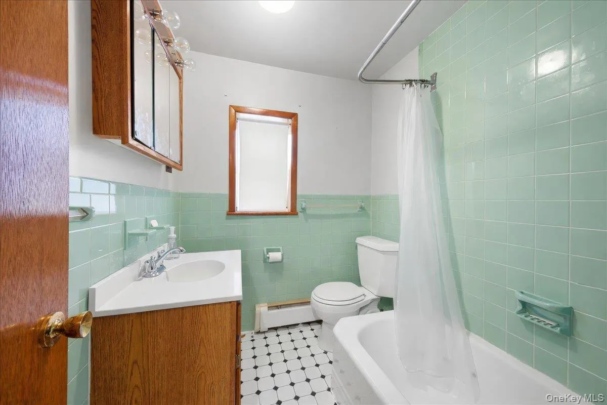 16 Primrose Street, Somers, NY, 4 Bedrooms Bedrooms, 10 Rooms Rooms,3 BathroomsBathrooms,Residential,For Rent,Primrose,0,1011982 16 Primrose Street, Somers, NY, 4 Bedrooms Bedrooms, 10 Rooms Rooms,3 BathroomsBathrooms,Residential,For Rent,Primrose,0,1011982