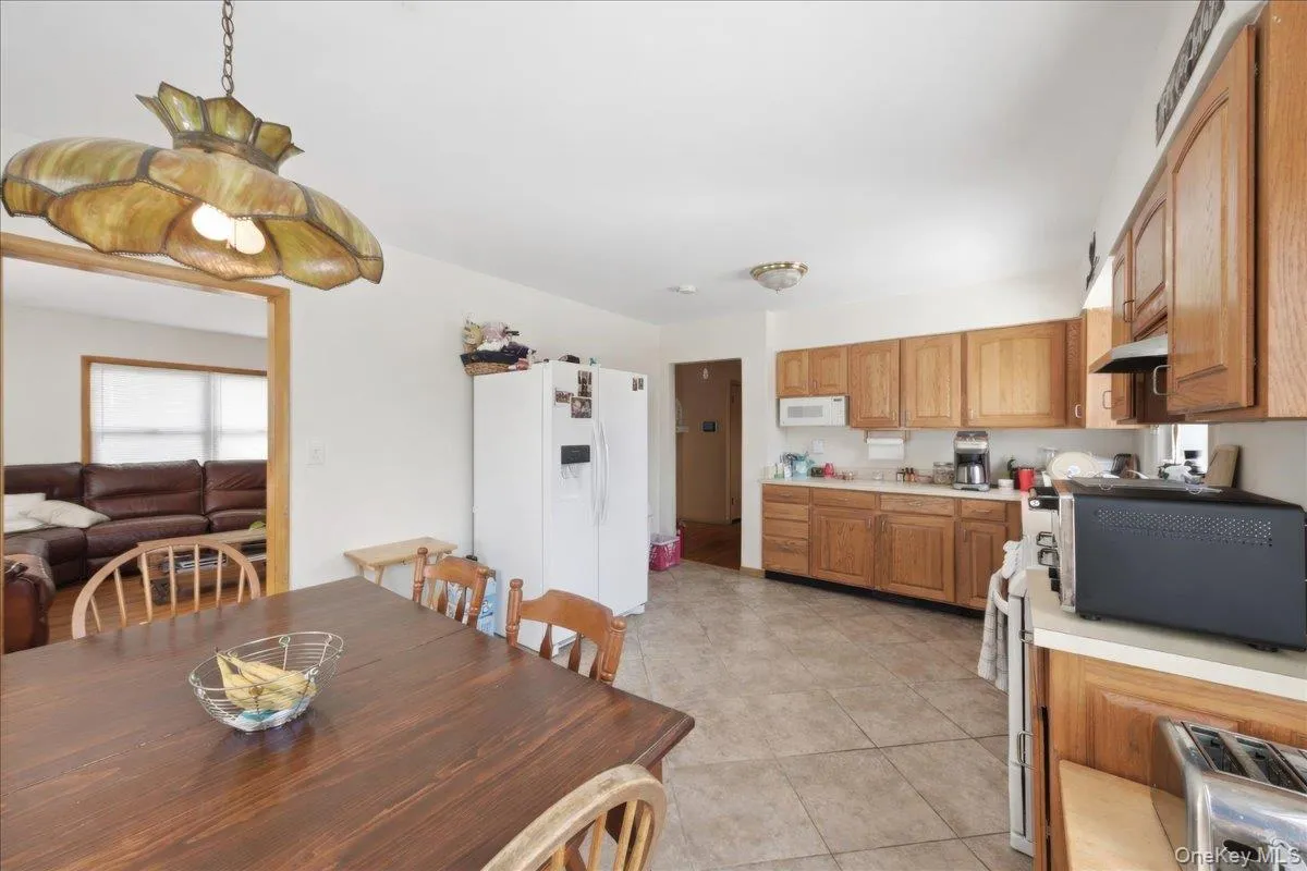 16 Primrose Street, Somers, NY, 4 Bedrooms Bedrooms, 10 Rooms Rooms,3 BathroomsBathrooms,Residential,For Rent,Primrose,0,1011982 16 Primrose Street, Somers, NY, 4 Bedrooms Bedrooms, 10 Rooms Rooms,3 BathroomsBathrooms,Residential,For Rent,Primrose,0,1011982