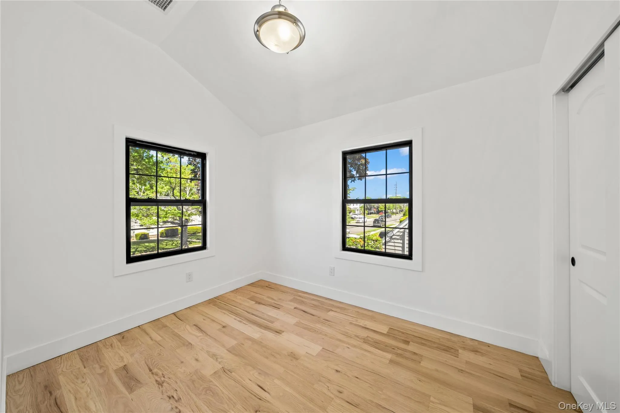 149 Fendale Street, Hempstead, NY, 4 Bedrooms Bedrooms, 8 Rooms Rooms,2 BathroomsBathrooms,Residential,For Rent,Fendale,0,1011984 149 Fendale Street, Hempstead, NY, 4 Bedrooms Bedrooms, 8 Rooms Rooms,2 BathroomsBathrooms,Residential,For Rent,Fendale,0,1011984