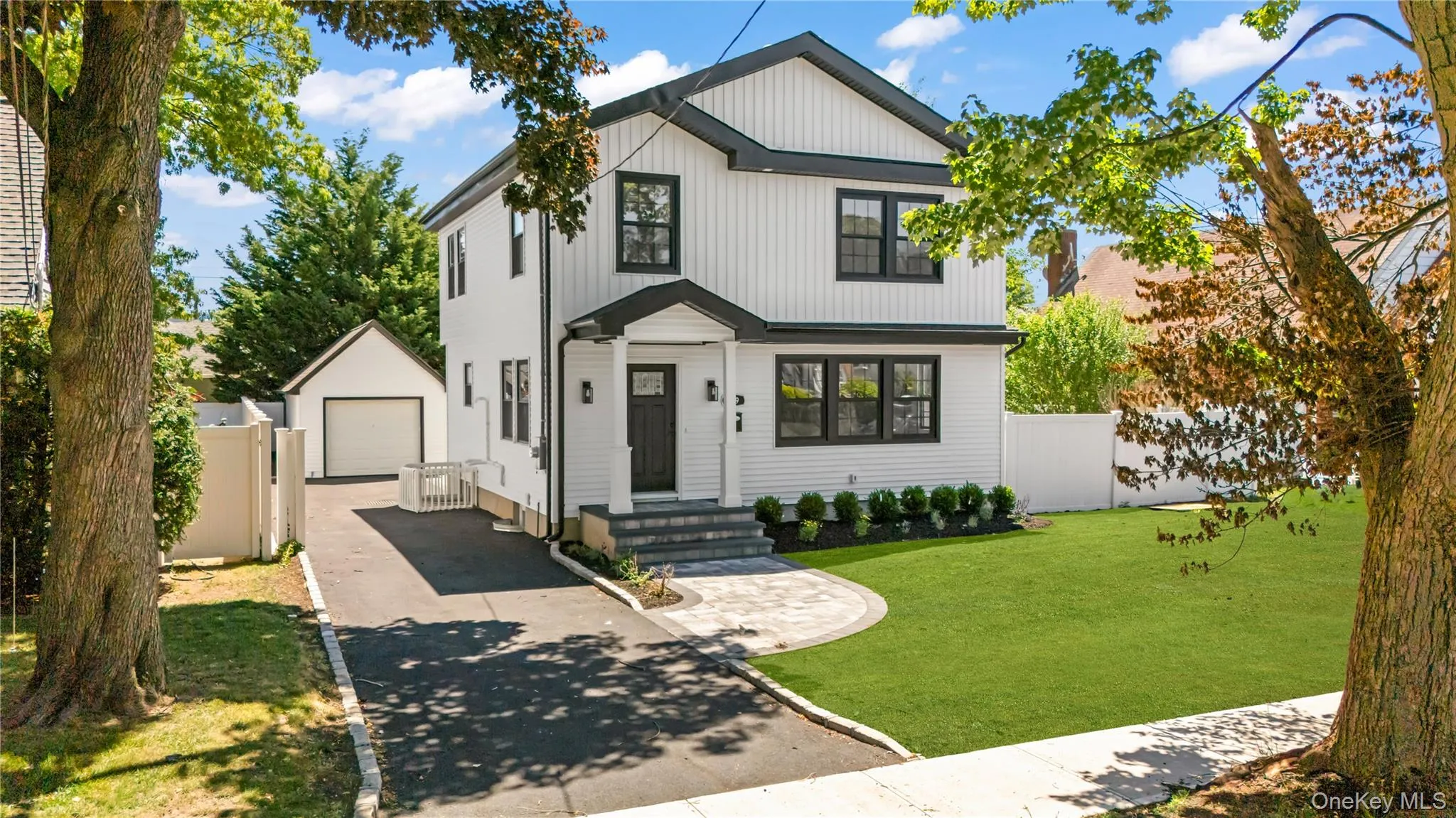149 Fendale Street, Hempstead, NY, 4 Bedrooms Bedrooms, 8 Rooms Rooms,2 BathroomsBathrooms,Residential,For Rent,Fendale,0,1011984 149 Fendale Street, Hempstead, NY, 4 Bedrooms Bedrooms, 8 Rooms Rooms,2 BathroomsBathrooms,Residential,For Rent,Fendale,0,1011984