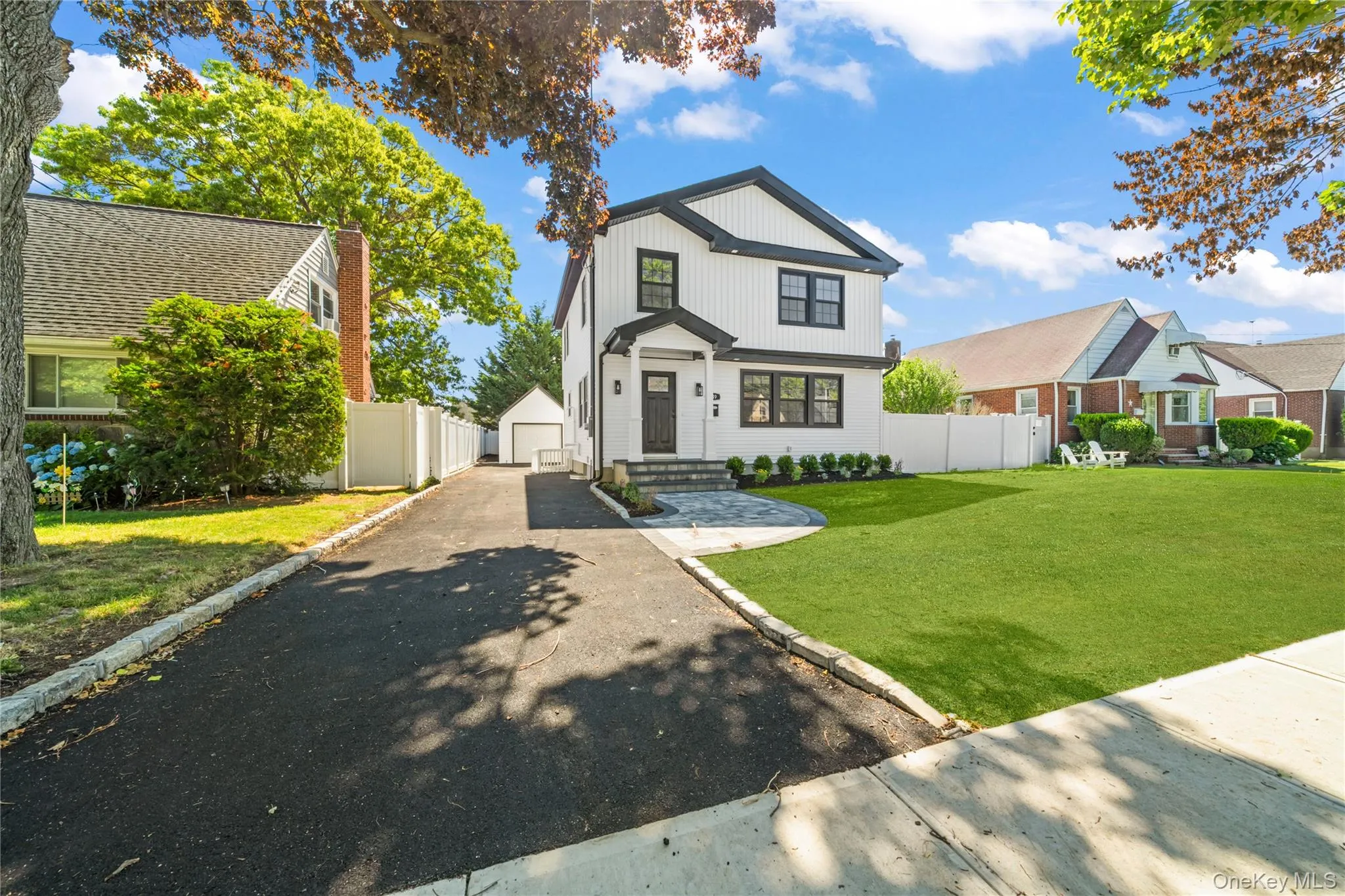149 Fendale Street, Hempstead, NY, 4 Bedrooms Bedrooms, 8 Rooms Rooms,2 BathroomsBathrooms,Residential,For Rent,Fendale,0,1011984 149 Fendale Street, Hempstead, NY, 4 Bedrooms Bedrooms, 8 Rooms Rooms,2 BathroomsBathrooms,Residential,For Rent,Fendale,0,1011984