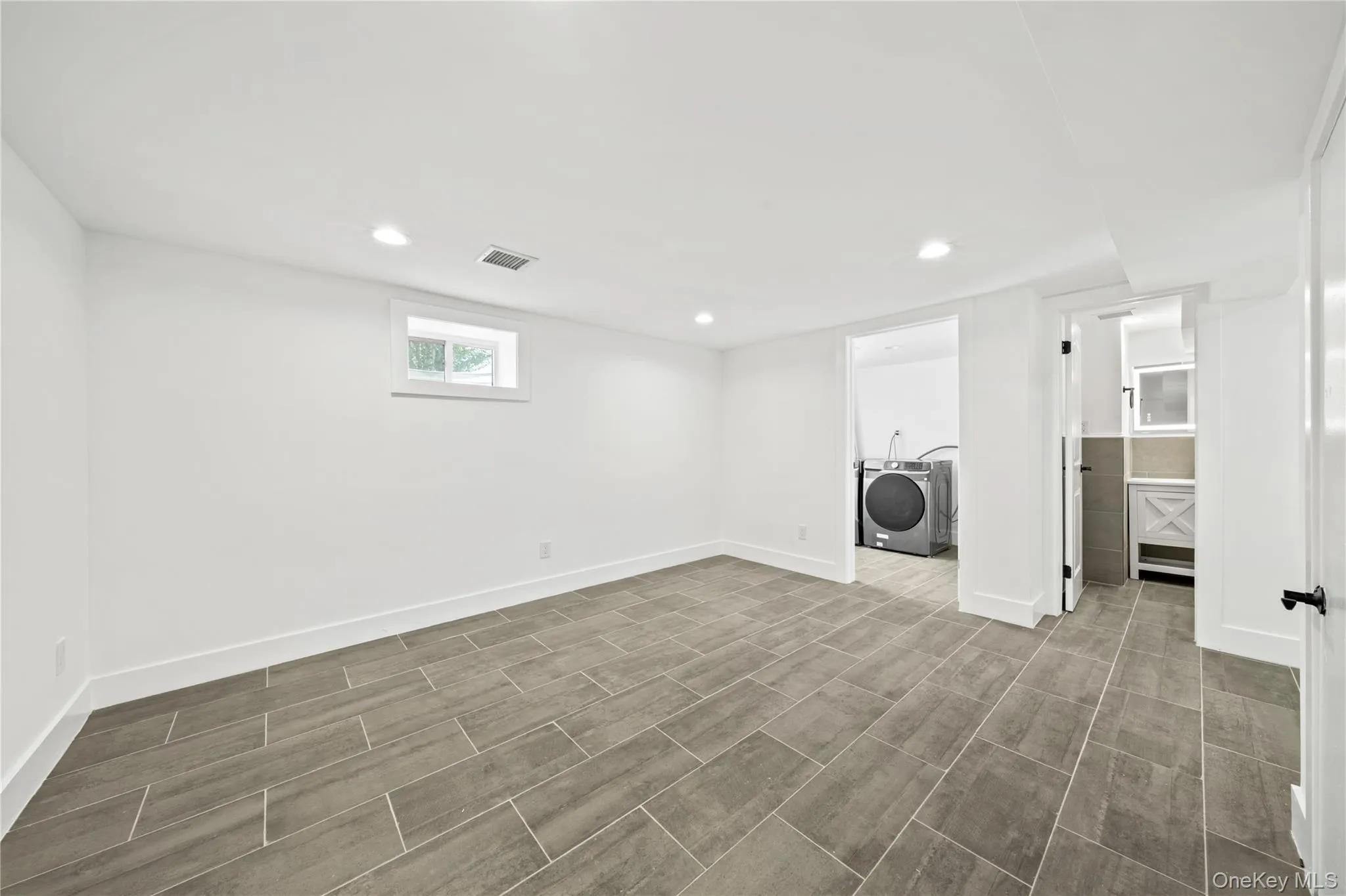 149 Fendale Street, Hempstead, NY, 4 Bedrooms Bedrooms, 8 Rooms Rooms,2 BathroomsBathrooms,Residential,For Rent,Fendale,0,1011984 149 Fendale Street, Hempstead, NY, 4 Bedrooms Bedrooms, 8 Rooms Rooms,2 BathroomsBathrooms,Residential,For Rent,Fendale,0,1011984