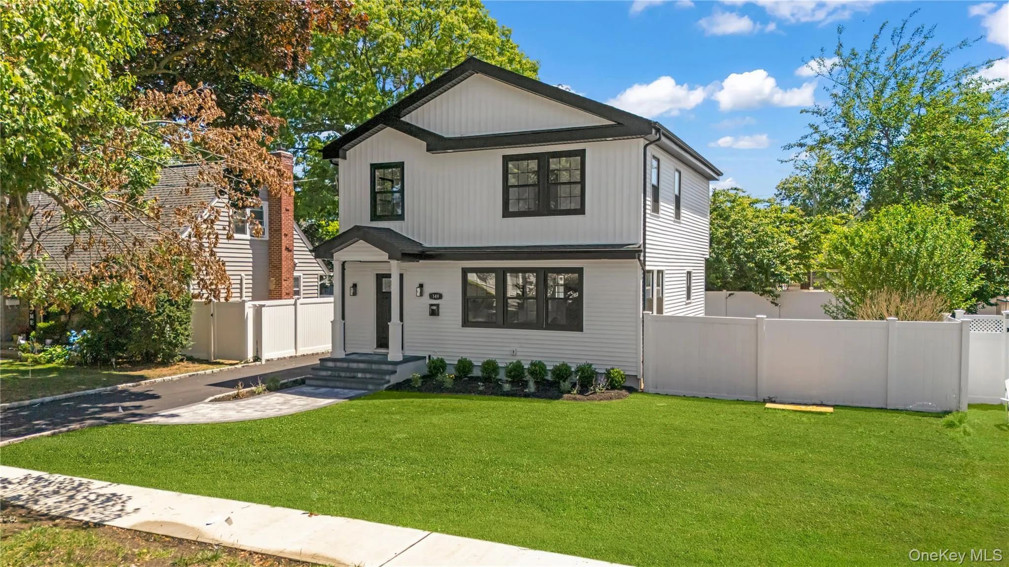 149 Fendale Street, Hempstead, NY, 4 Bedrooms Bedrooms, 8 Rooms Rooms,2 BathroomsBathrooms,Residential,For Rent,Fendale,0,1011984 149 Fendale Street, Hempstead, NY, 4 Bedrooms Bedrooms, 8 Rooms Rooms,2 BathroomsBathrooms,Residential,For Rent,Fendale,0,1011984