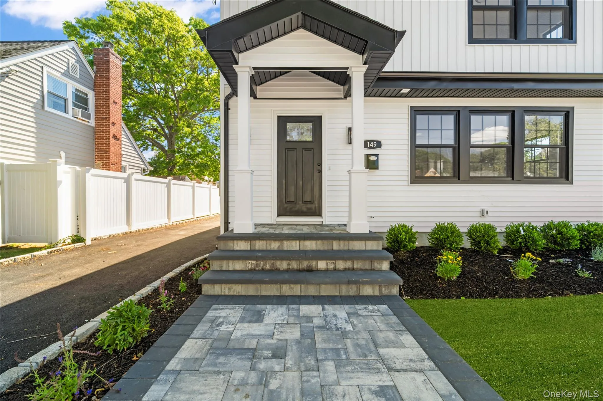 149 Fendale Street, Hempstead, NY, 4 Bedrooms Bedrooms, 8 Rooms Rooms,2 BathroomsBathrooms,Residential,For Rent,Fendale,0,1011984 149 Fendale Street, Hempstead, NY, 4 Bedrooms Bedrooms, 8 Rooms Rooms,2 BathroomsBathrooms,Residential,For Rent,Fendale,0,1011984