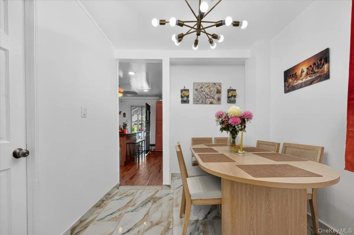 9513 85th Street, New York, NY, 4 Bedrooms Bedrooms, 8 Rooms Rooms,3 BathroomsBathrooms,Residential,For Rent,85th,0,KEY1011992 9513 85th Street, New York, NY, 4 Bedrooms Bedrooms, 8 Rooms Rooms,3 BathroomsBathrooms,Residential,For Rent,85th,0,KEY1011992