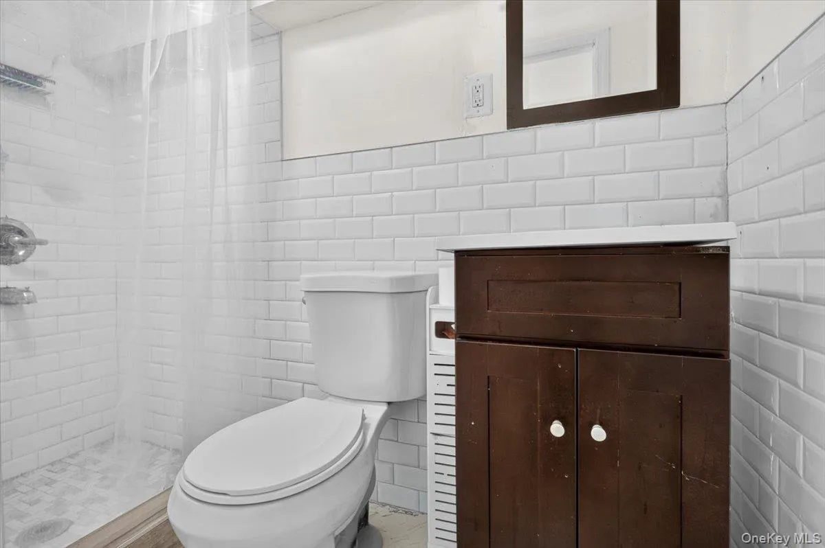 9513 85th Street, New York, NY, 4 Bedrooms Bedrooms, 8 Rooms Rooms,3 BathroomsBathrooms,Residential,For Rent,85th,0,KEY1011992 9513 85th Street, New York, NY, 4 Bedrooms Bedrooms, 8 Rooms Rooms,3 BathroomsBathrooms,Residential,For Rent,85th,0,KEY1011992